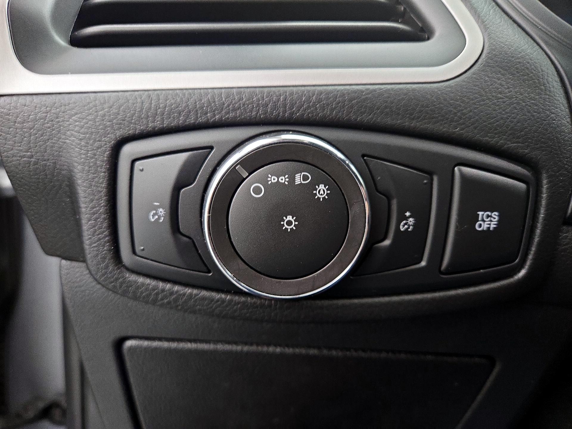 Thumbnail: 2022 Ford Edge - 13