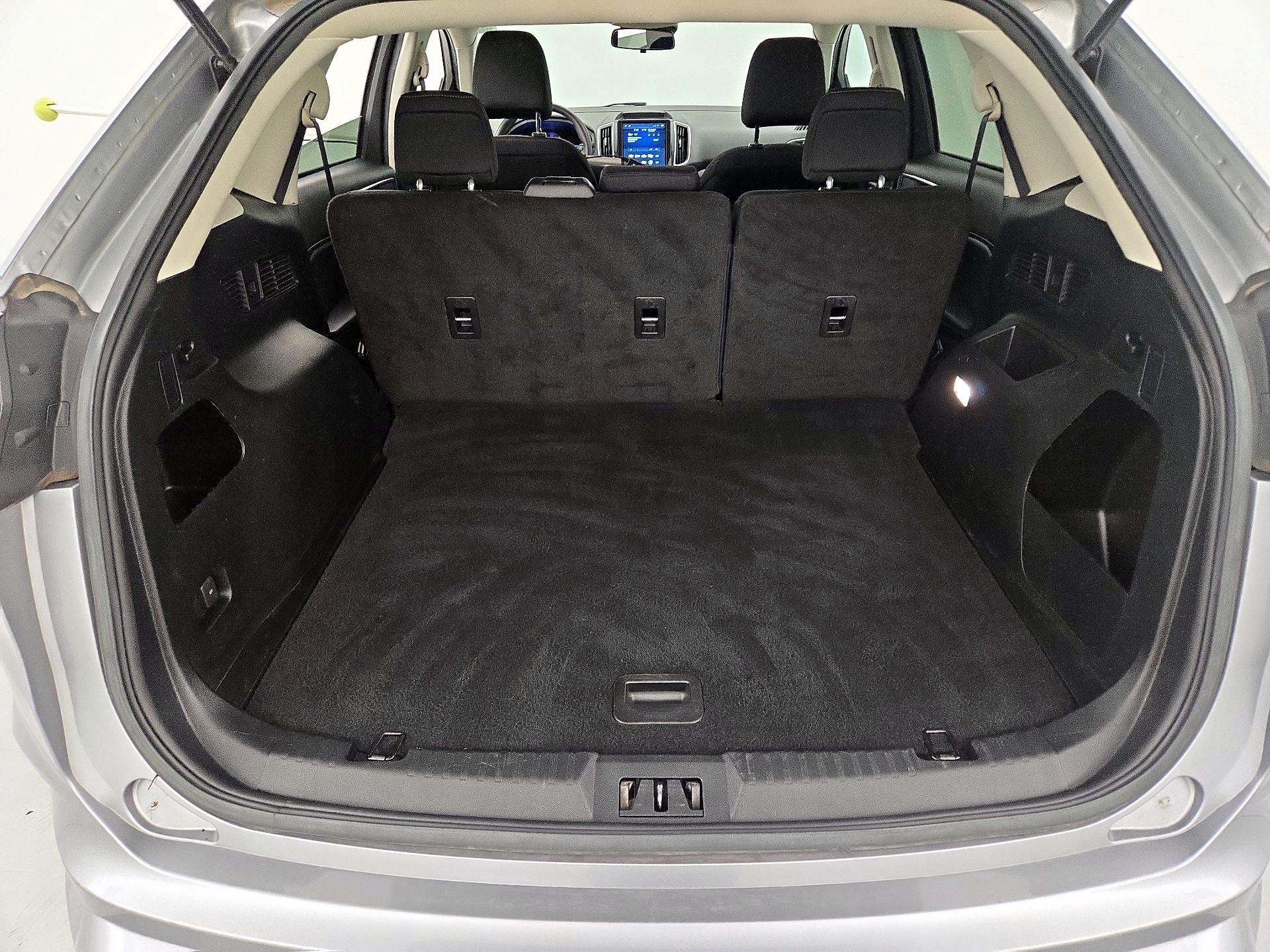 Thumbnail: 2022 Ford Edge - 20