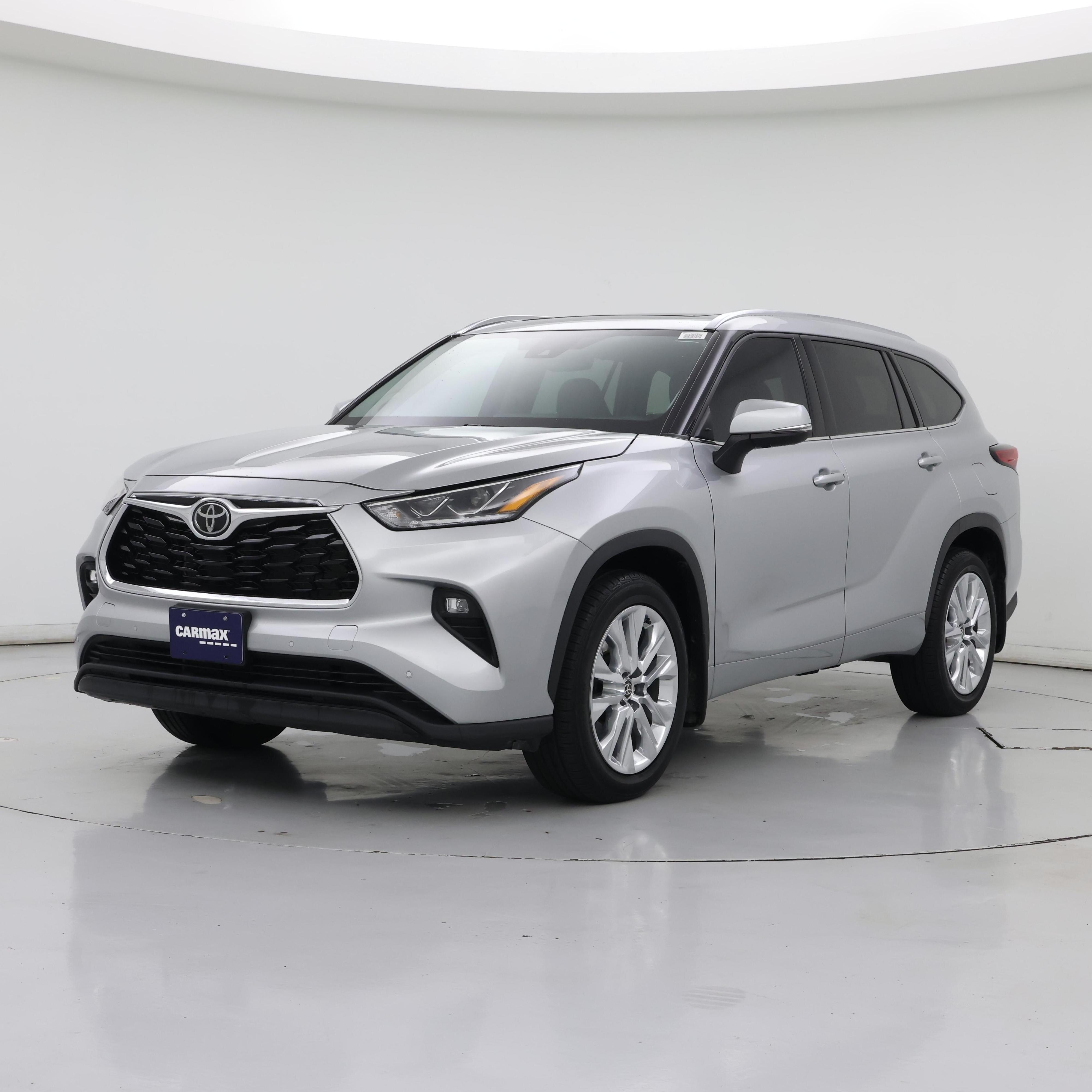 Thumbnail: 2022 Toyota Highlander - 4