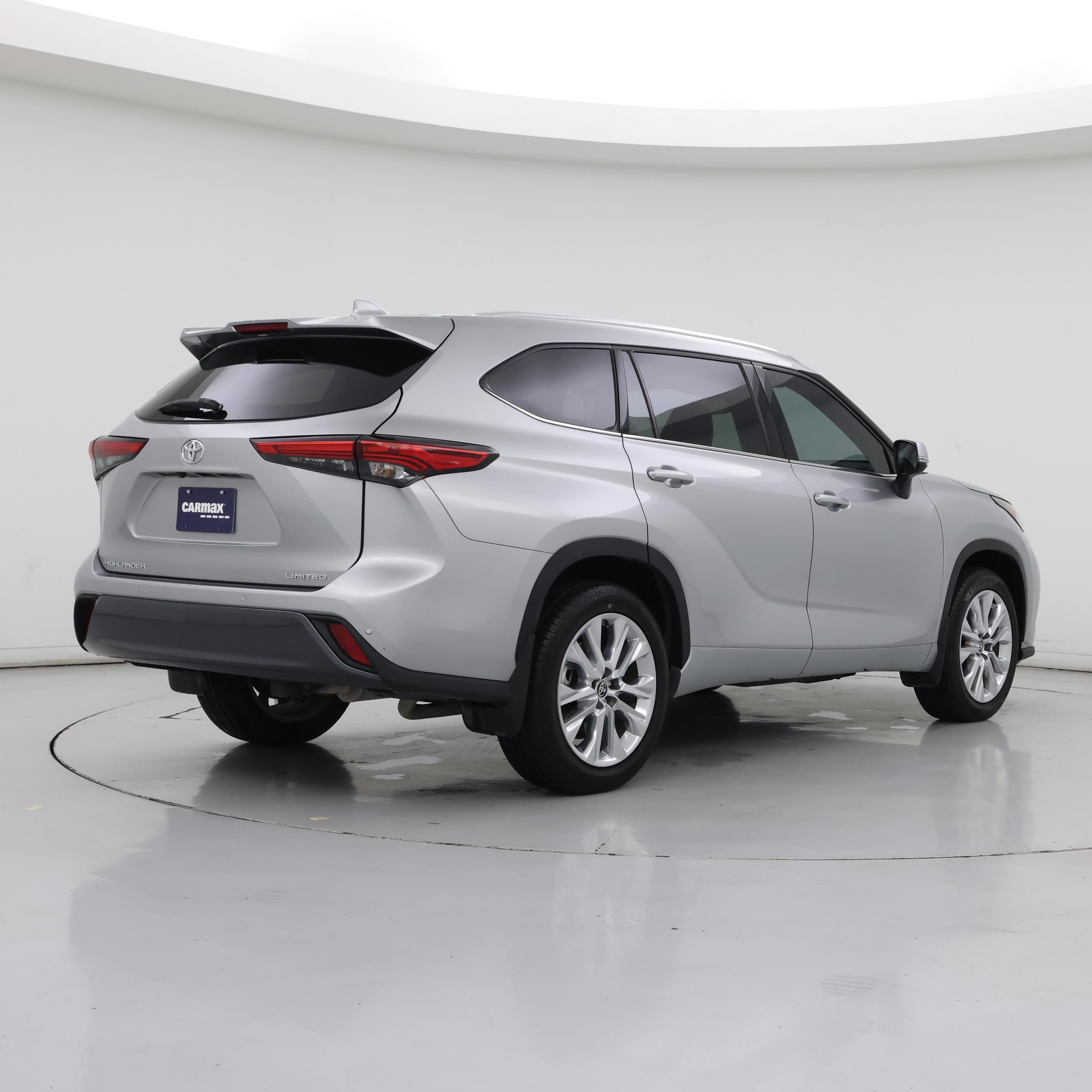 Thumbnail: 2022 Toyota Highlander - 8