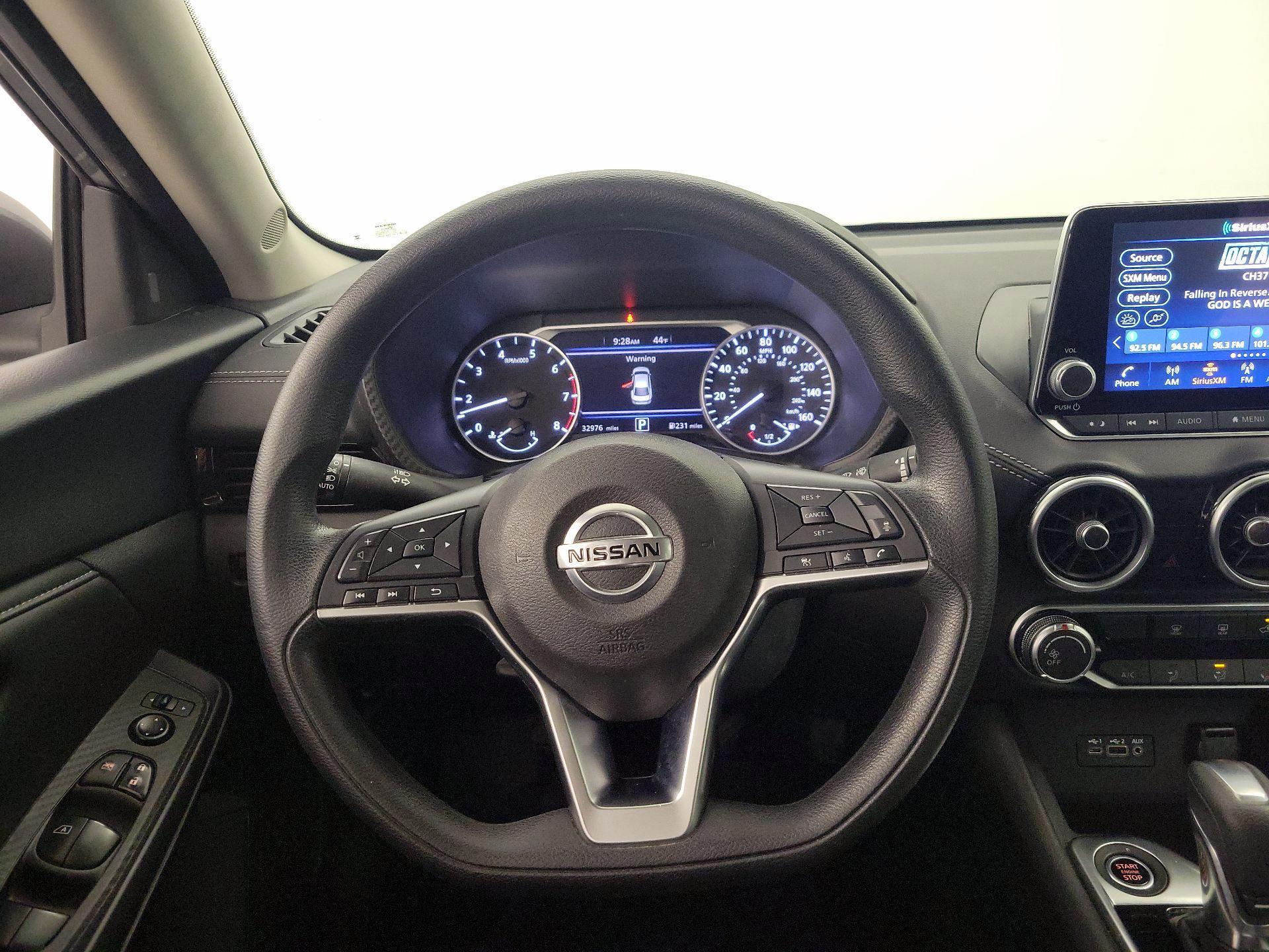 Thumbnail: 2023 Nissan Sentra - 10