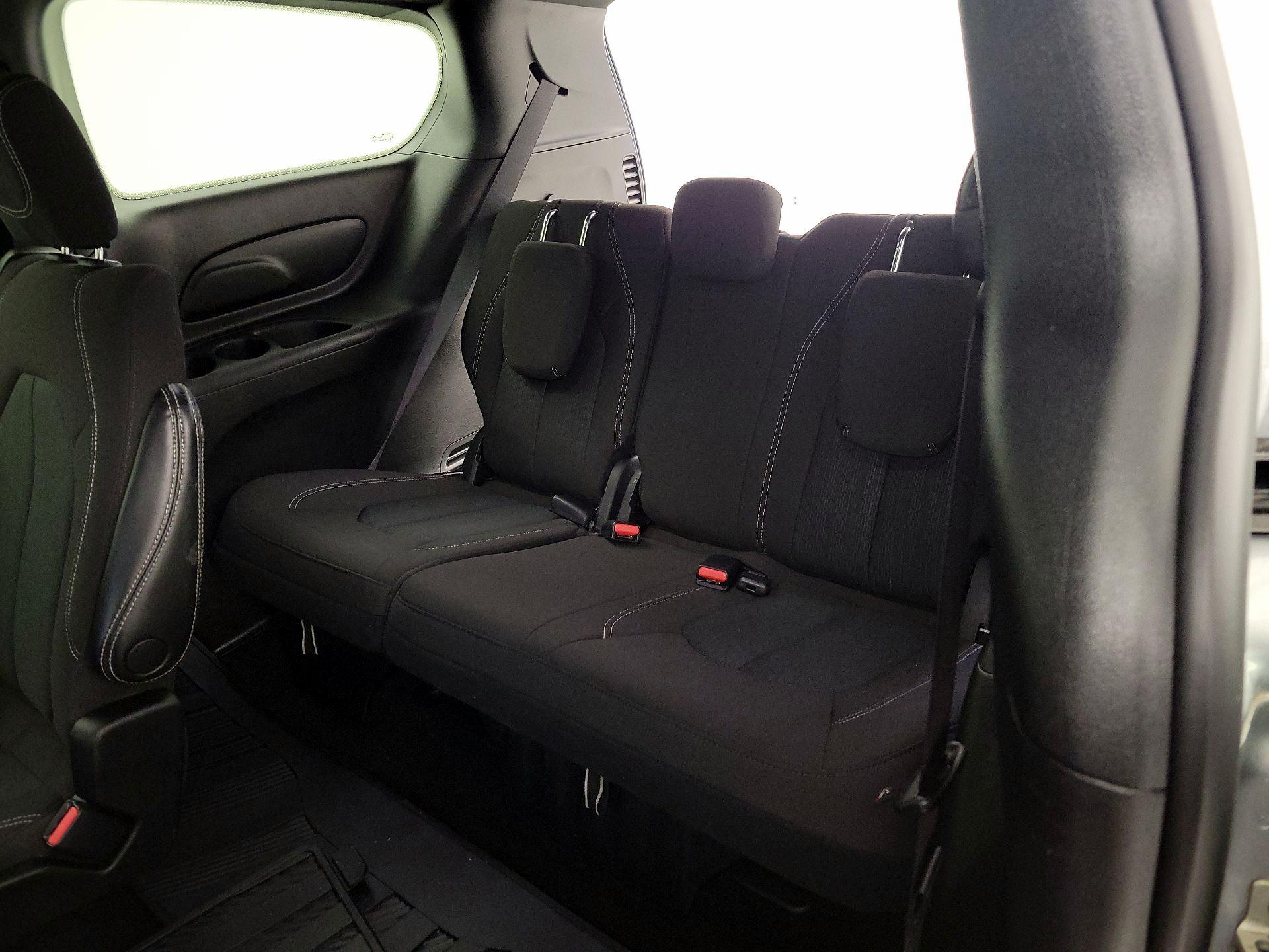 Thumbnail: 2023 Chrysler Pacifica - 20