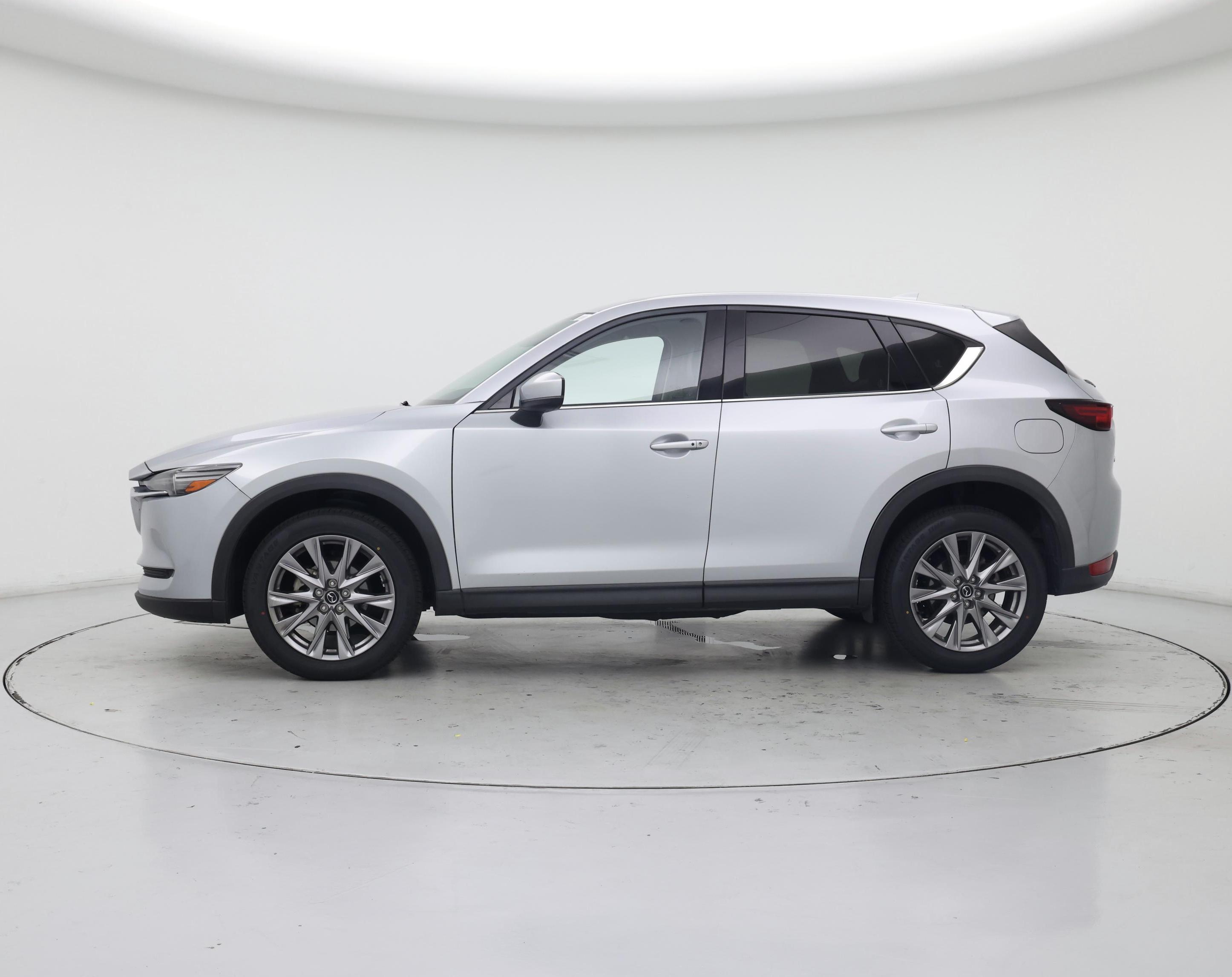 Thumbnail: 2021 Mazda CX-5 - 3
