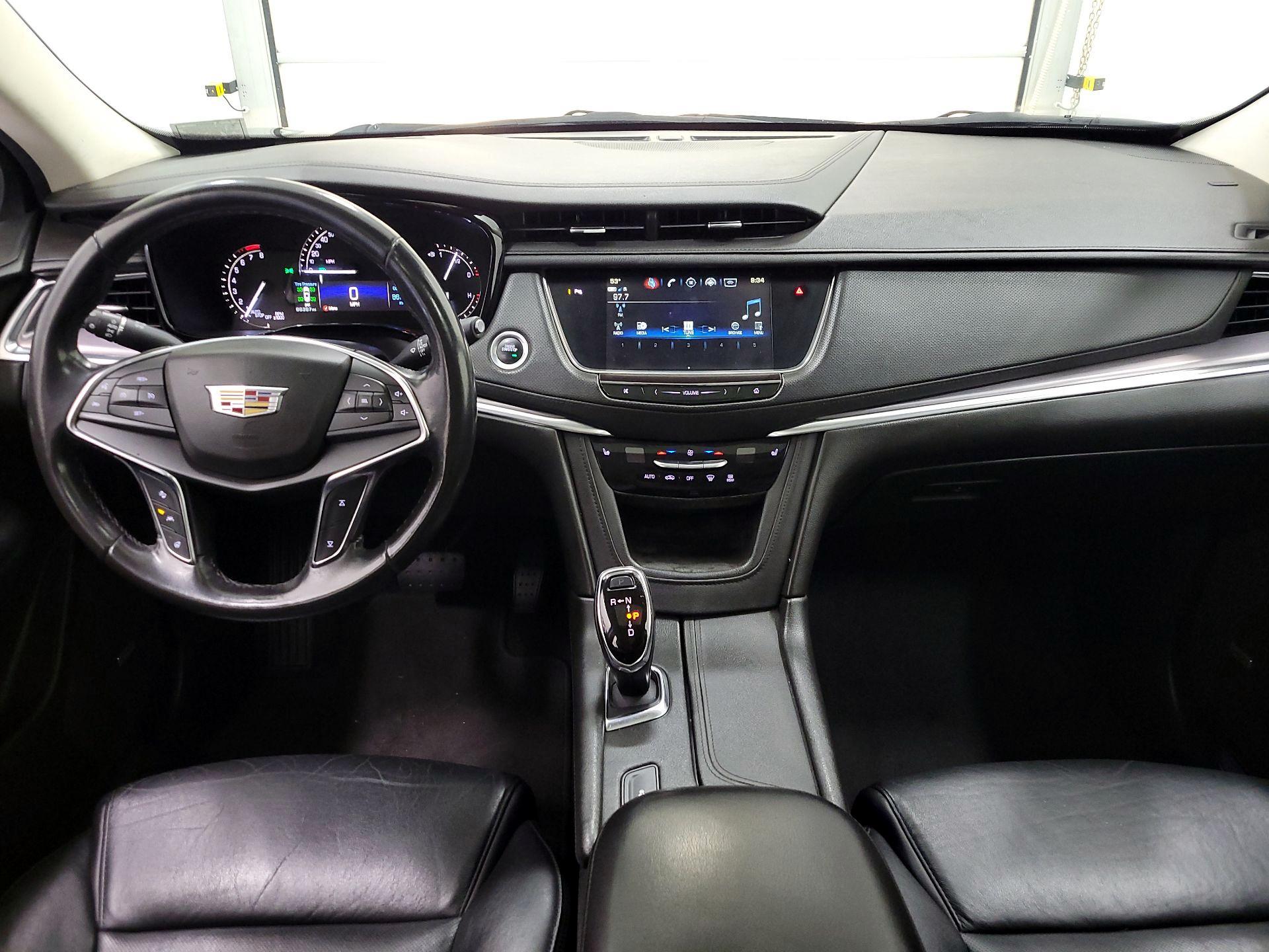 Thumbnail: 2019 Cadillac XT5 - 9