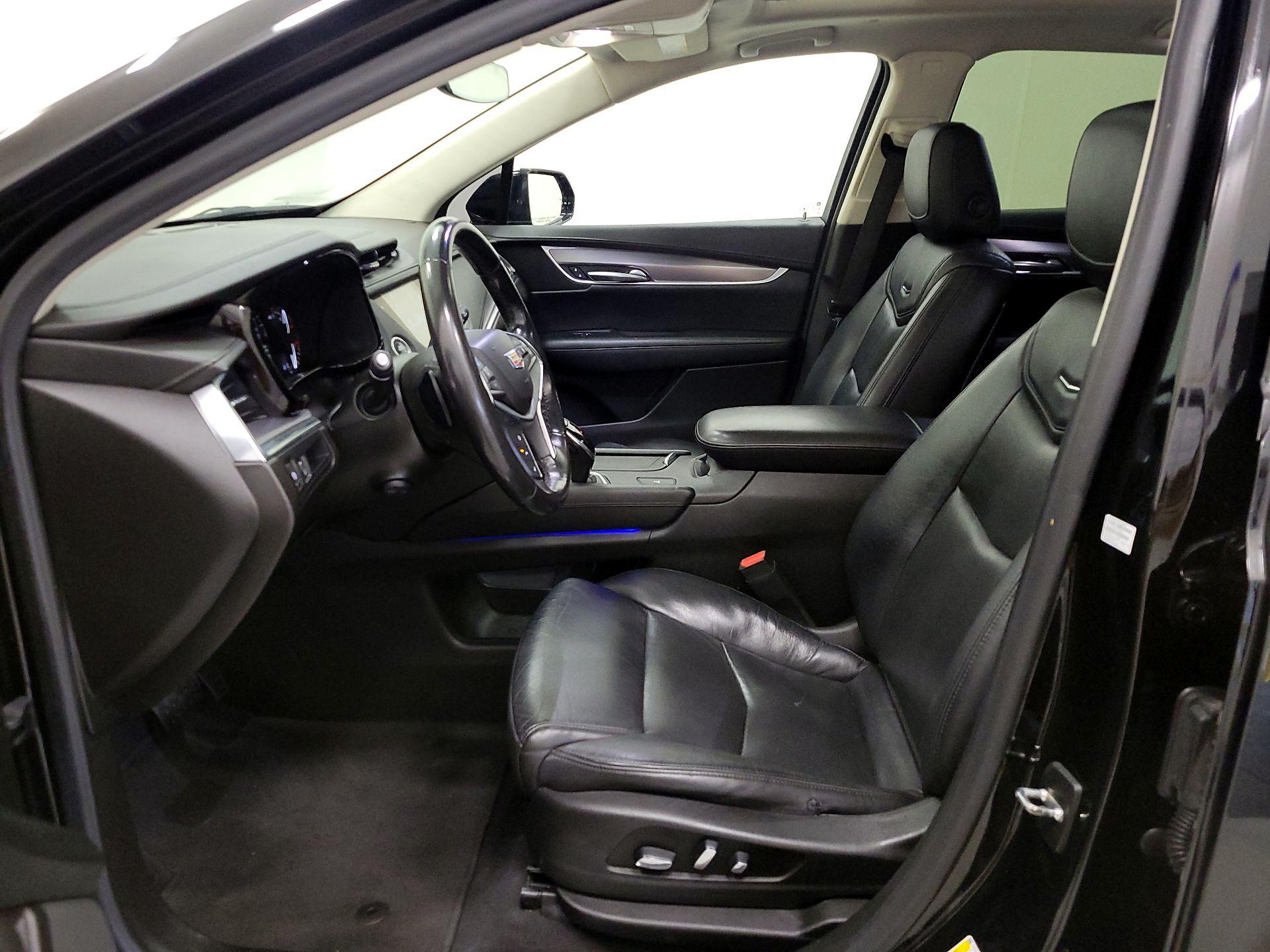 Thumbnail: 2019 Cadillac XT5 - 11