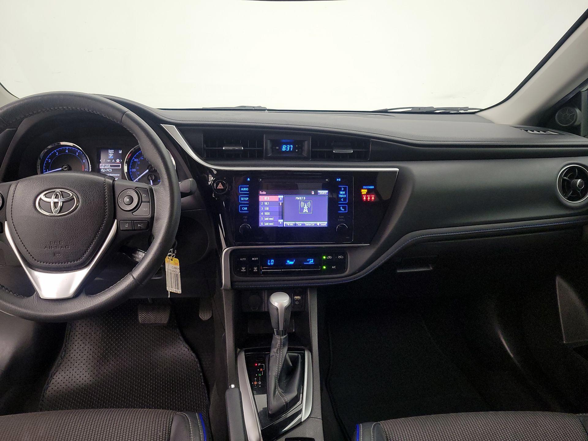 Thumbnail: 2018 Toyota Corolla - 9