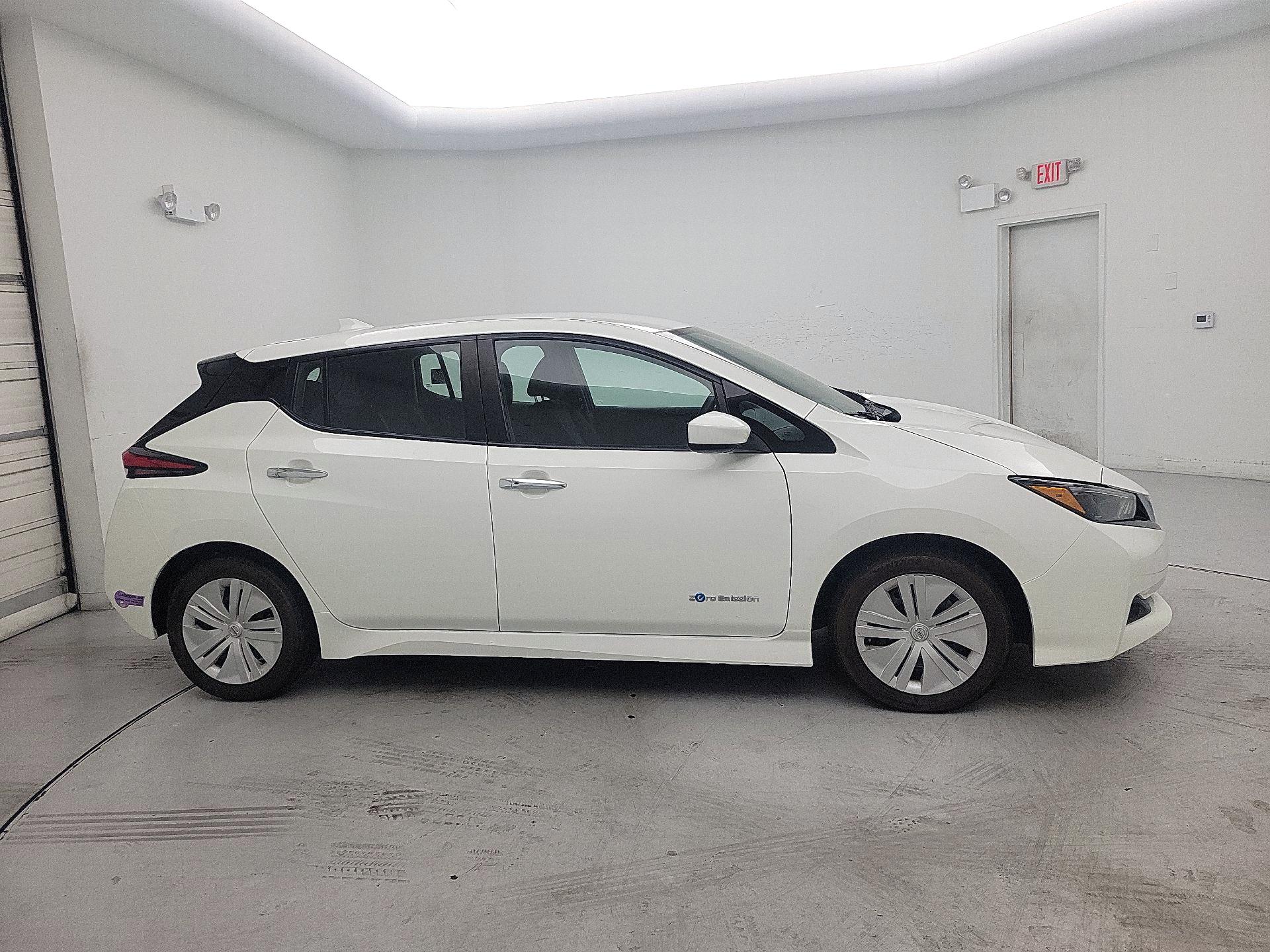 Thumbnail: 2019 Nissan Leaf - 4