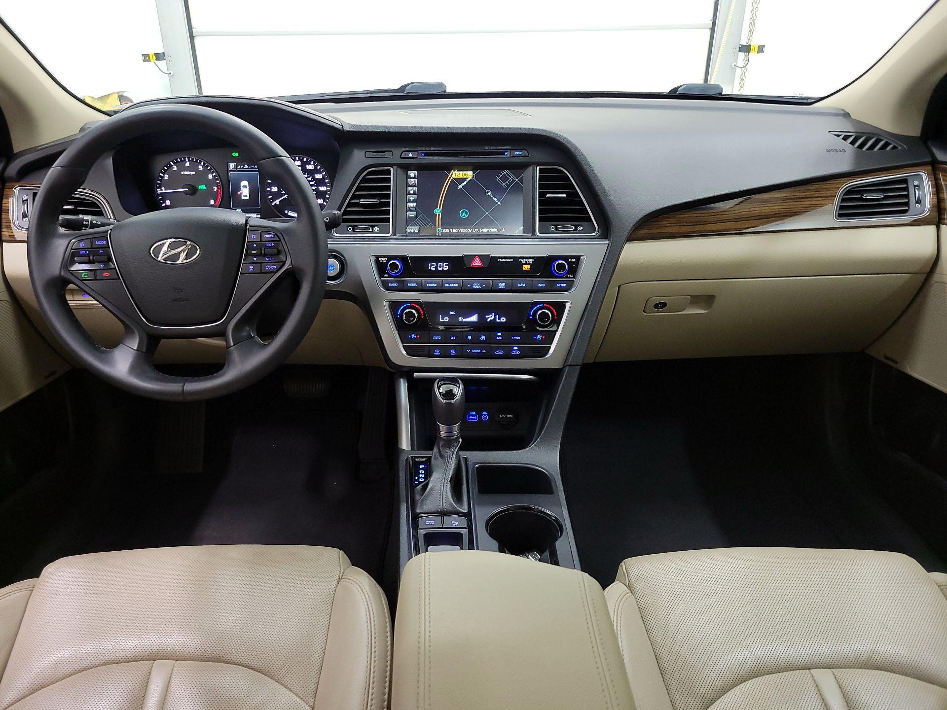 Thumbnail: 2017 Hyundai Sonata - 9