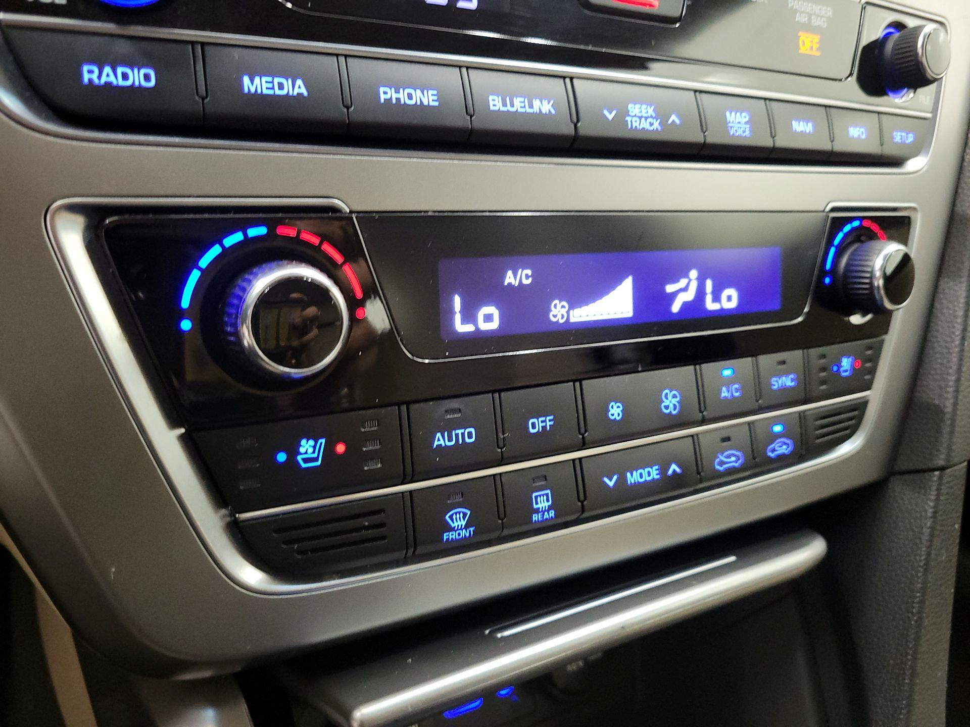 Thumbnail: 2017 Hyundai Sonata - 16