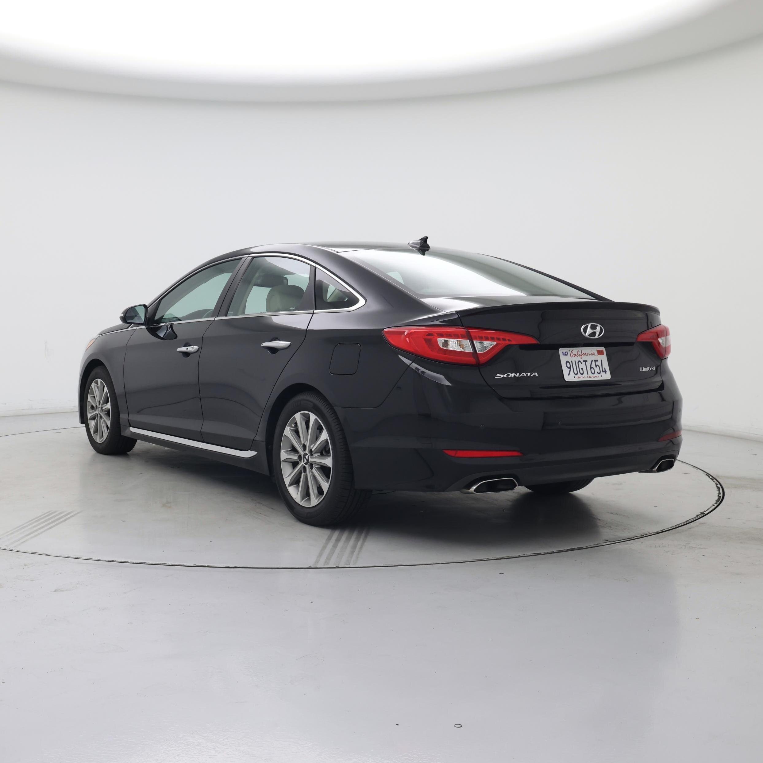 Thumbnail: 2017 Hyundai Sonata - 2
