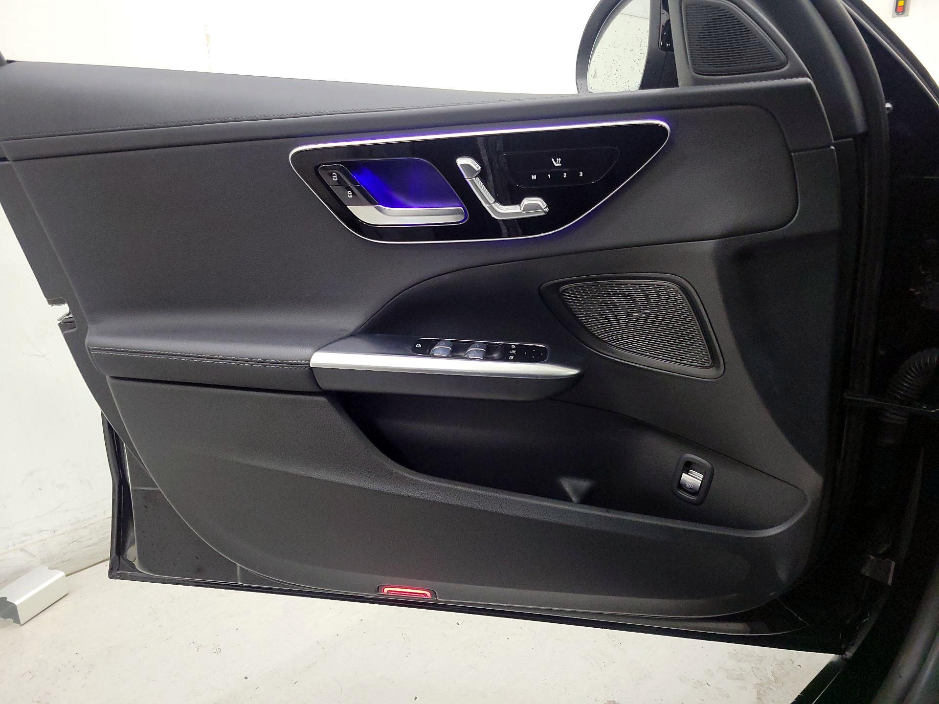 Thumbnail: 2023 Mercedes-Benz C-Class - 12