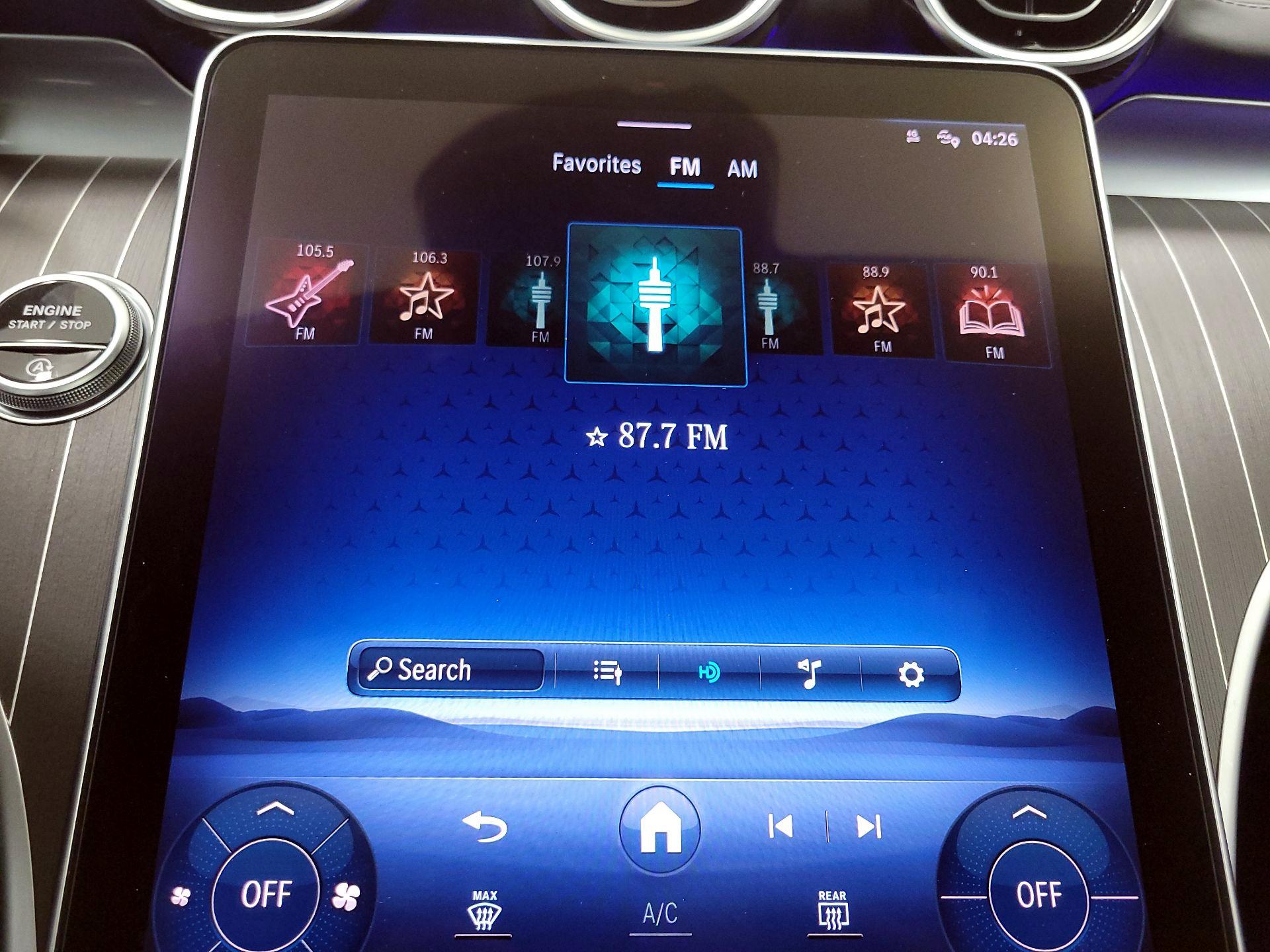 Thumbnail: 2023 Mercedes-Benz C-Class - 15