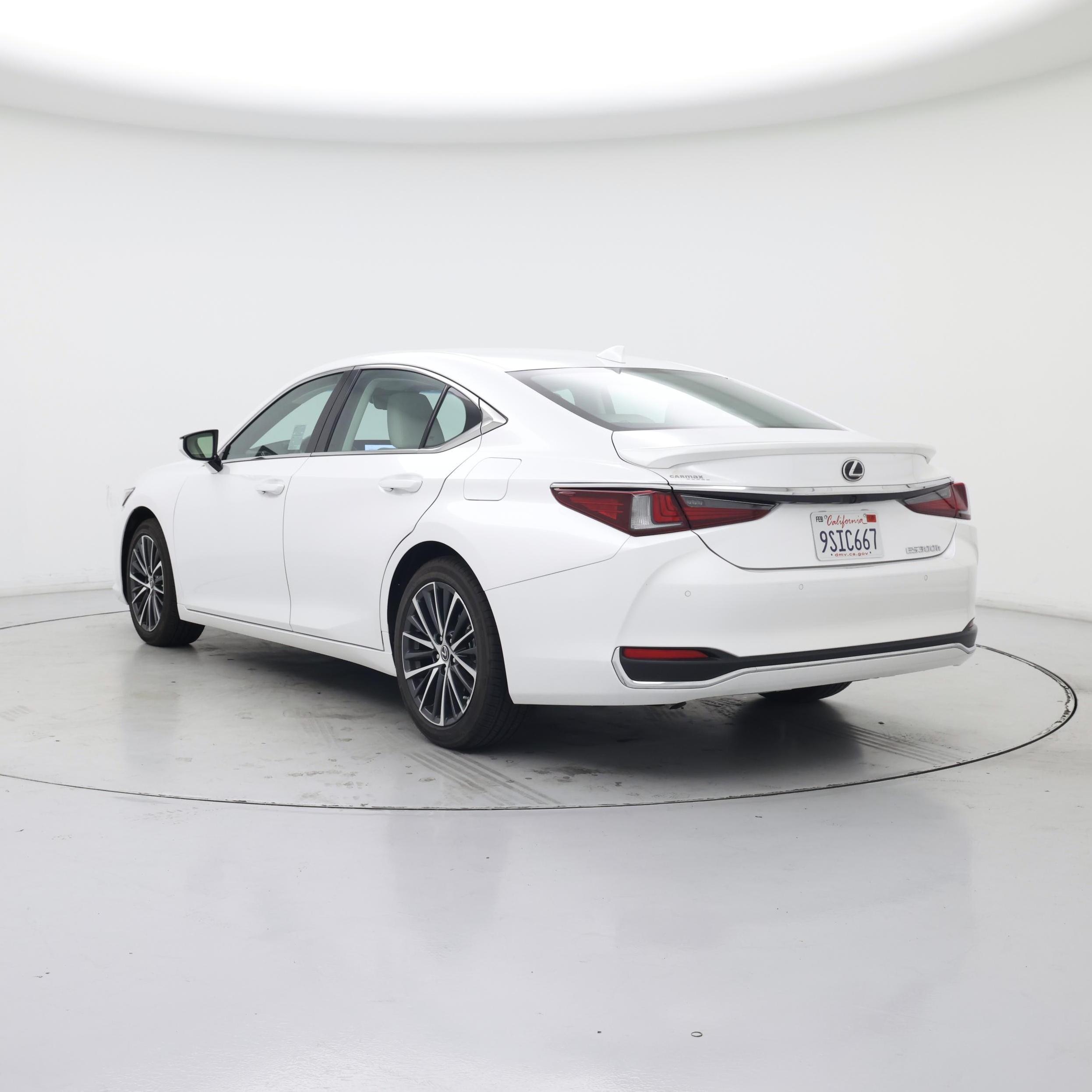 Thumbnail: 2025 Lexus ES - 2