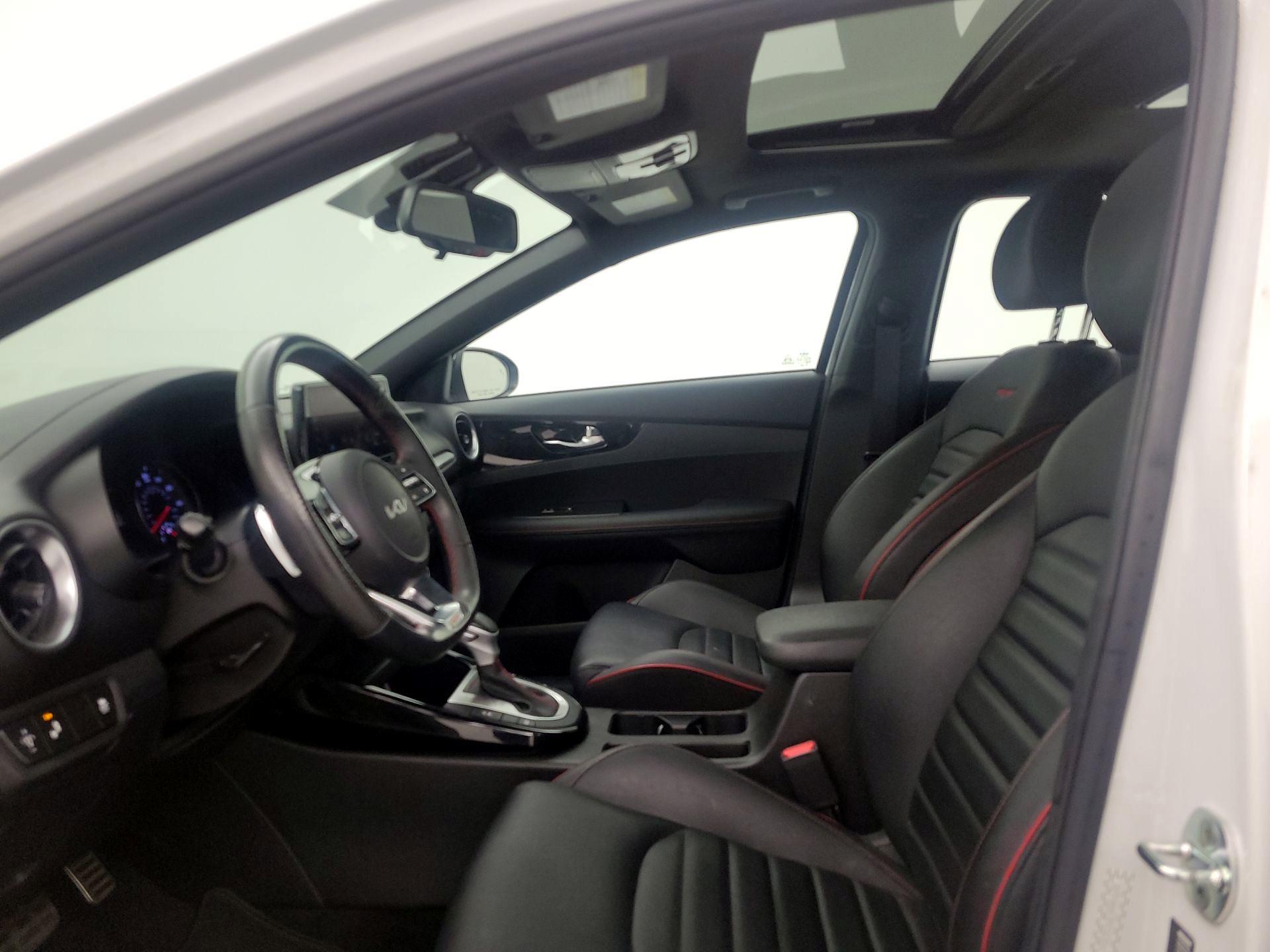 Thumbnail: 2023 Kia Forte - 20