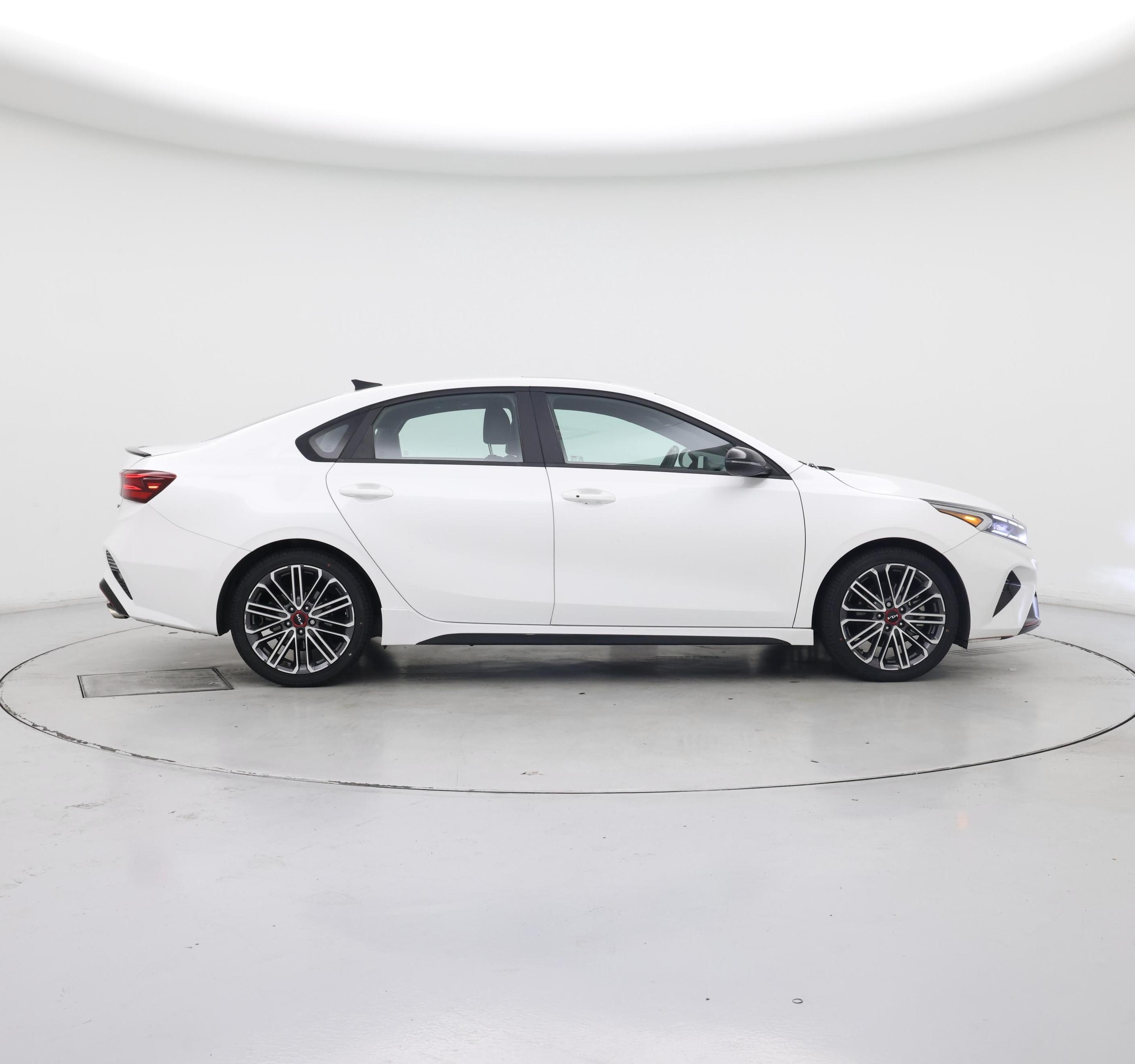 Thumbnail: 2023 Kia Forte - 7