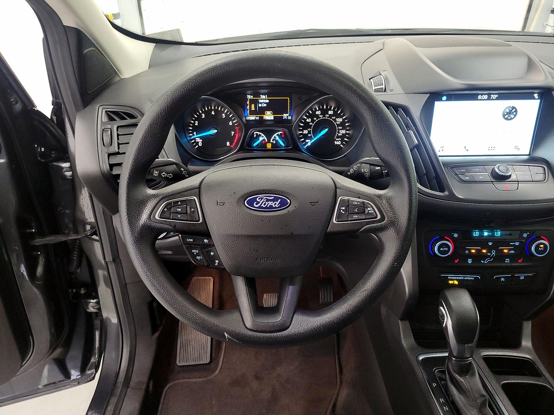 Thumbnail: 2019 Ford Escape - 10