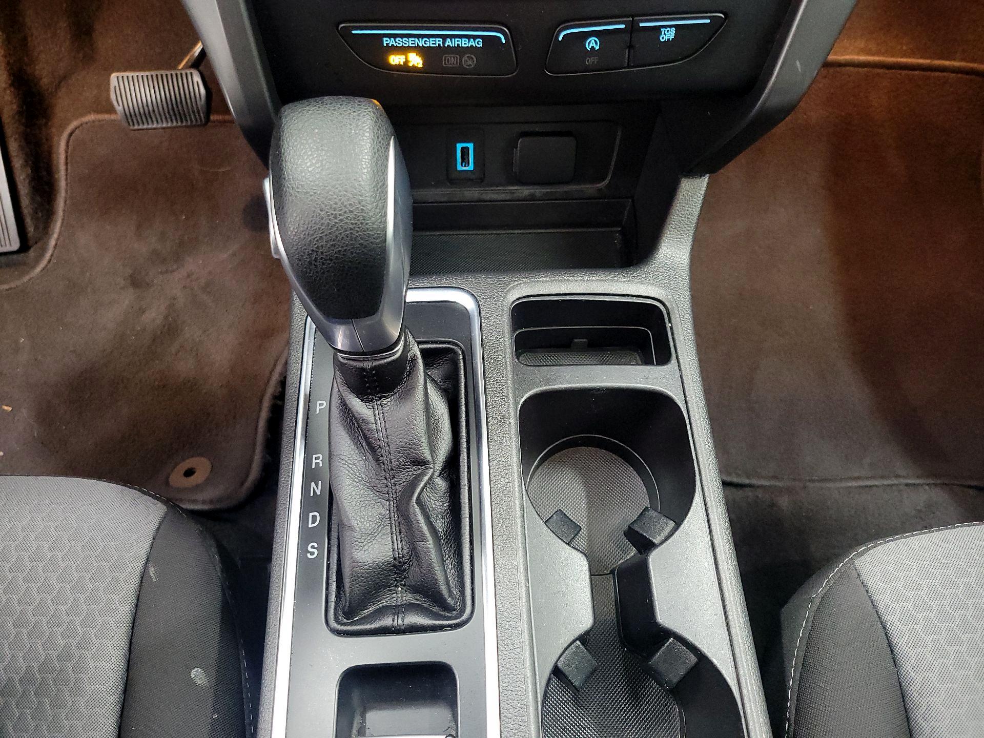 Thumbnail: 2019 Ford Escape - 16