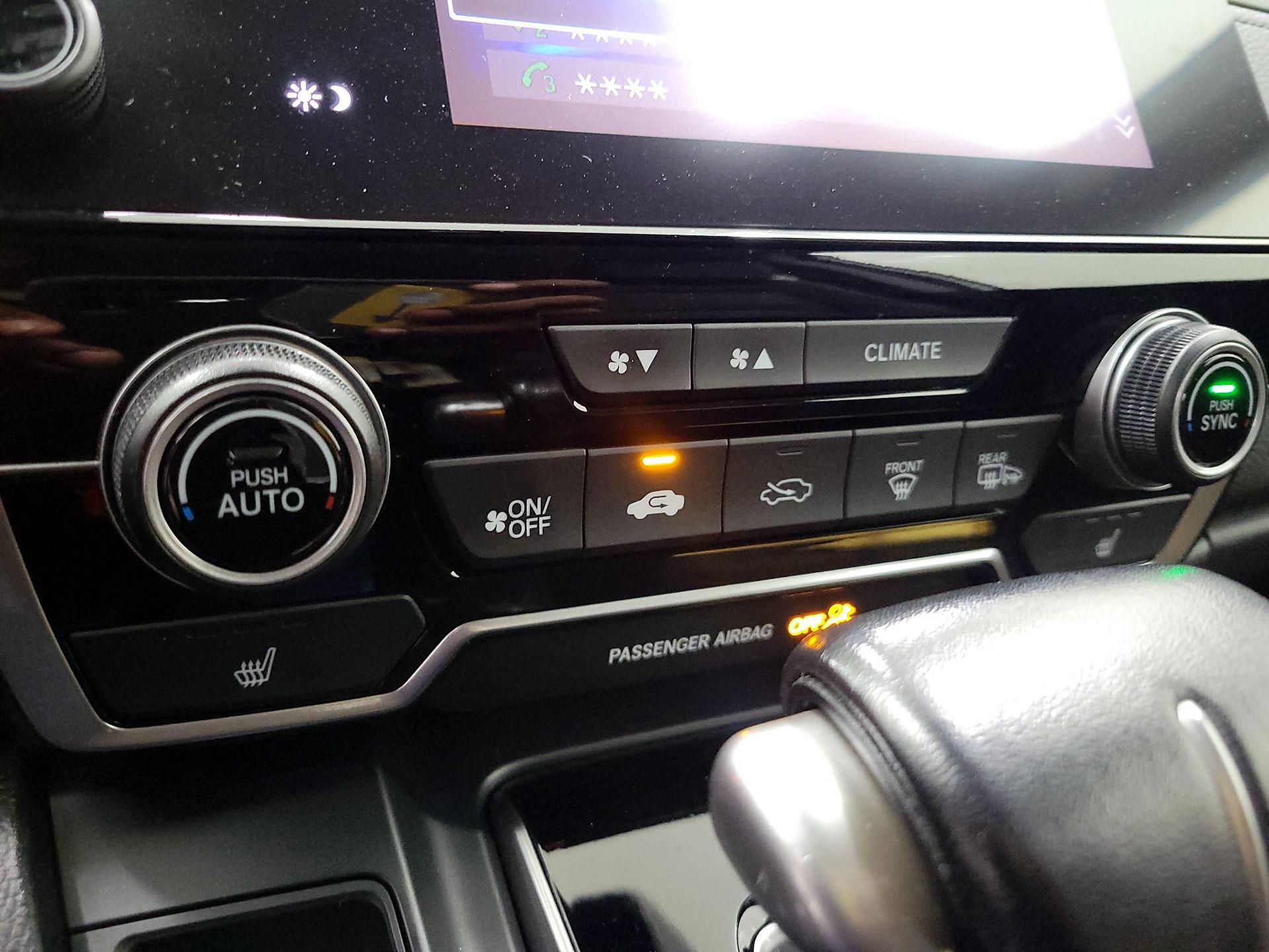 Thumbnail: 2017 Honda CR-V - 16