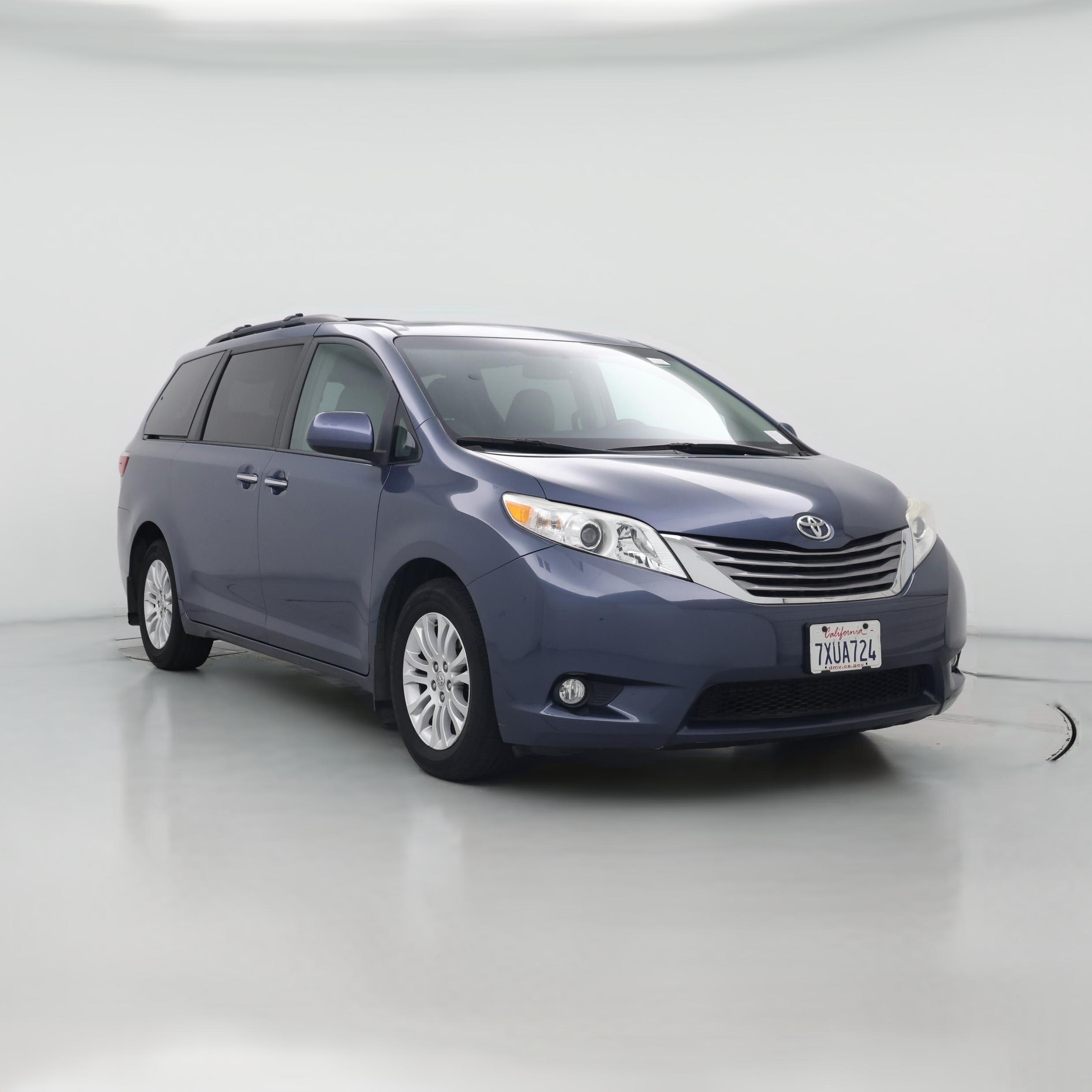 Thumbnail: 2017 Toyota Sienna - 1