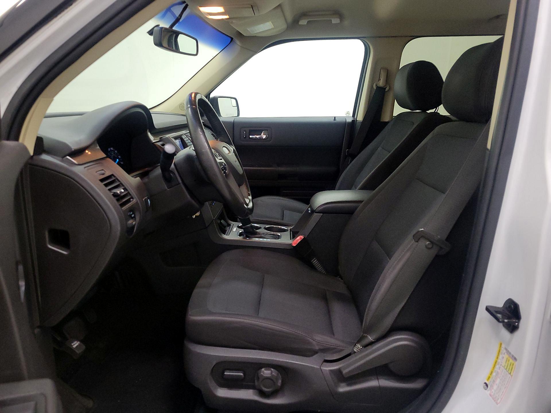 Thumbnail: 2016 Ford Flex - 11