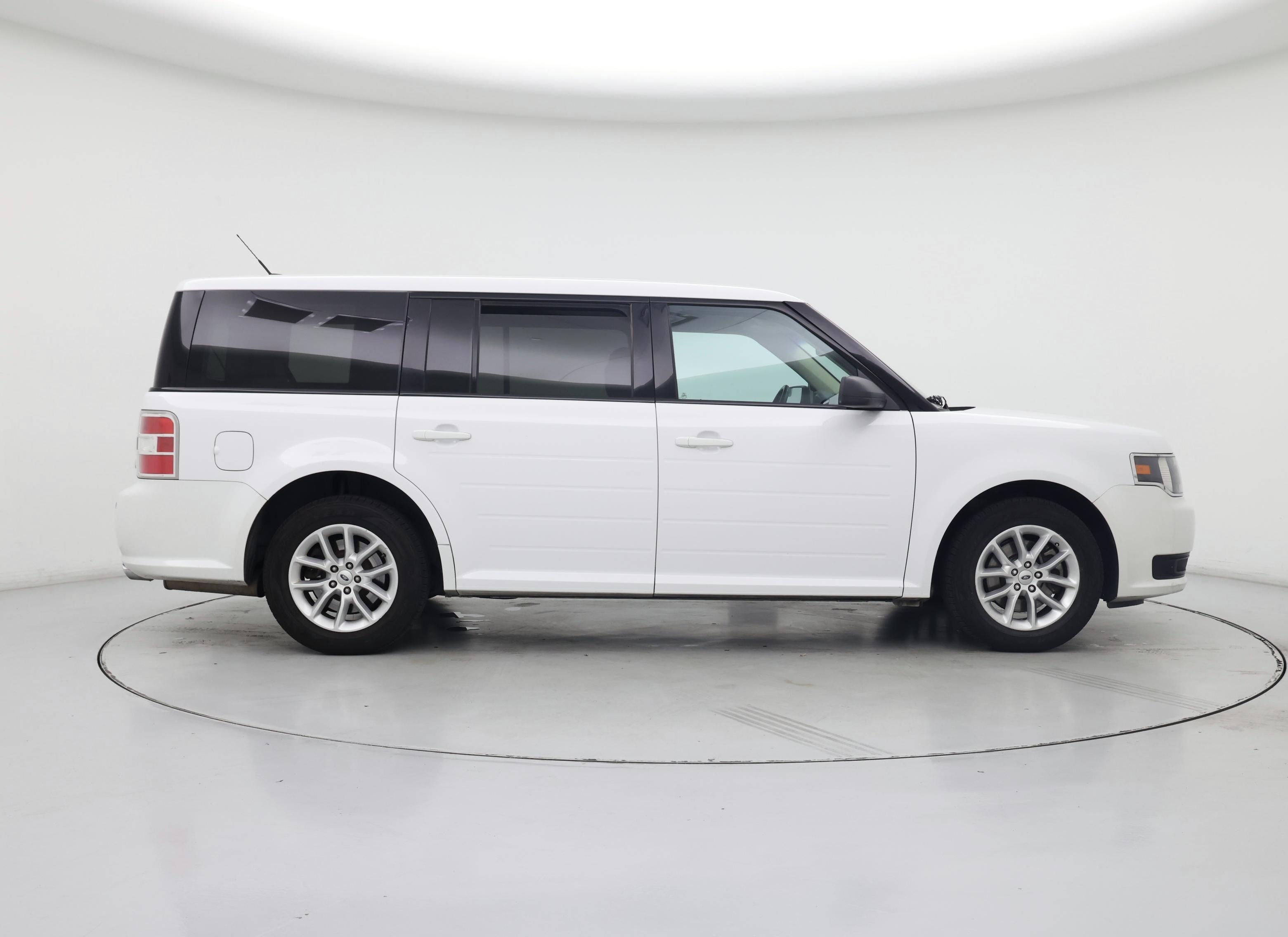 Thumbnail: 2016 Ford Flex - 7