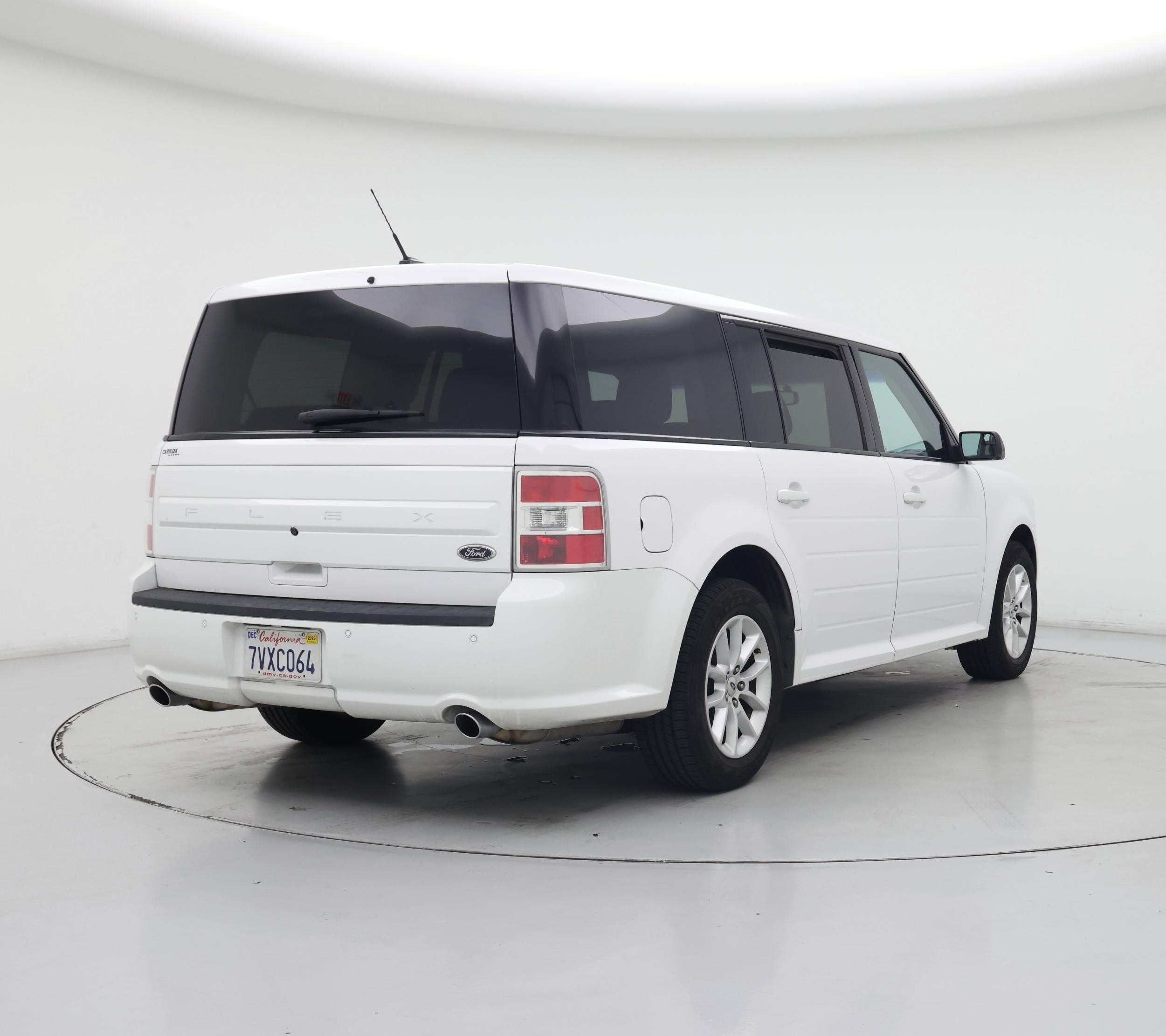 Thumbnail: 2016 Ford Flex - 8