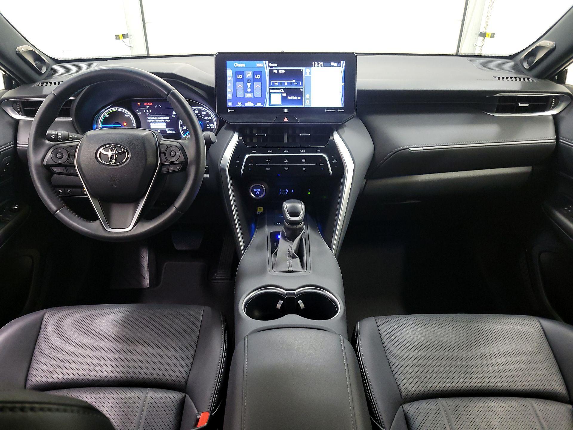 Thumbnail: 2022 Toyota Venza - 9