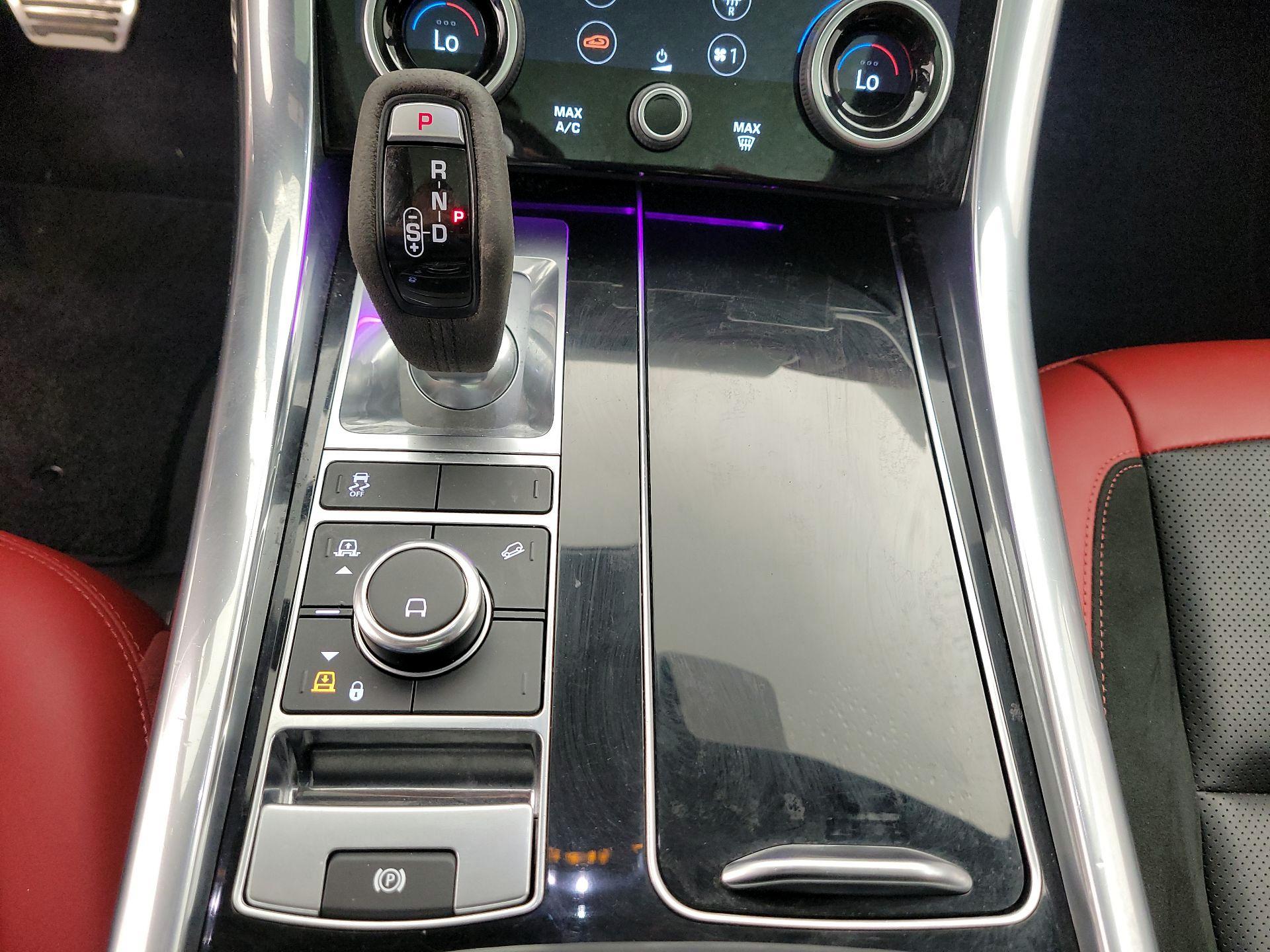 Thumbnail: 2021 Land Rover Range Rover Sport - 18