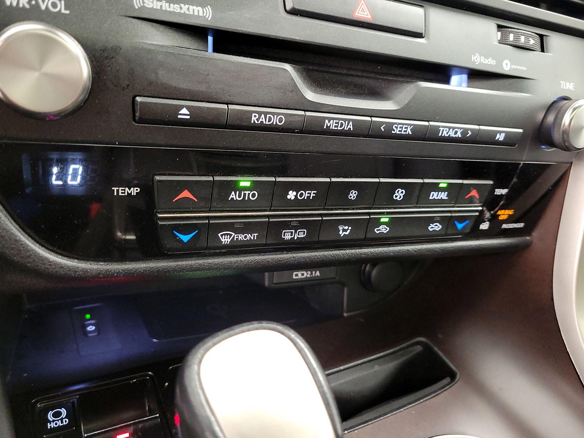 Thumbnail: 2021 Lexus RX - 16