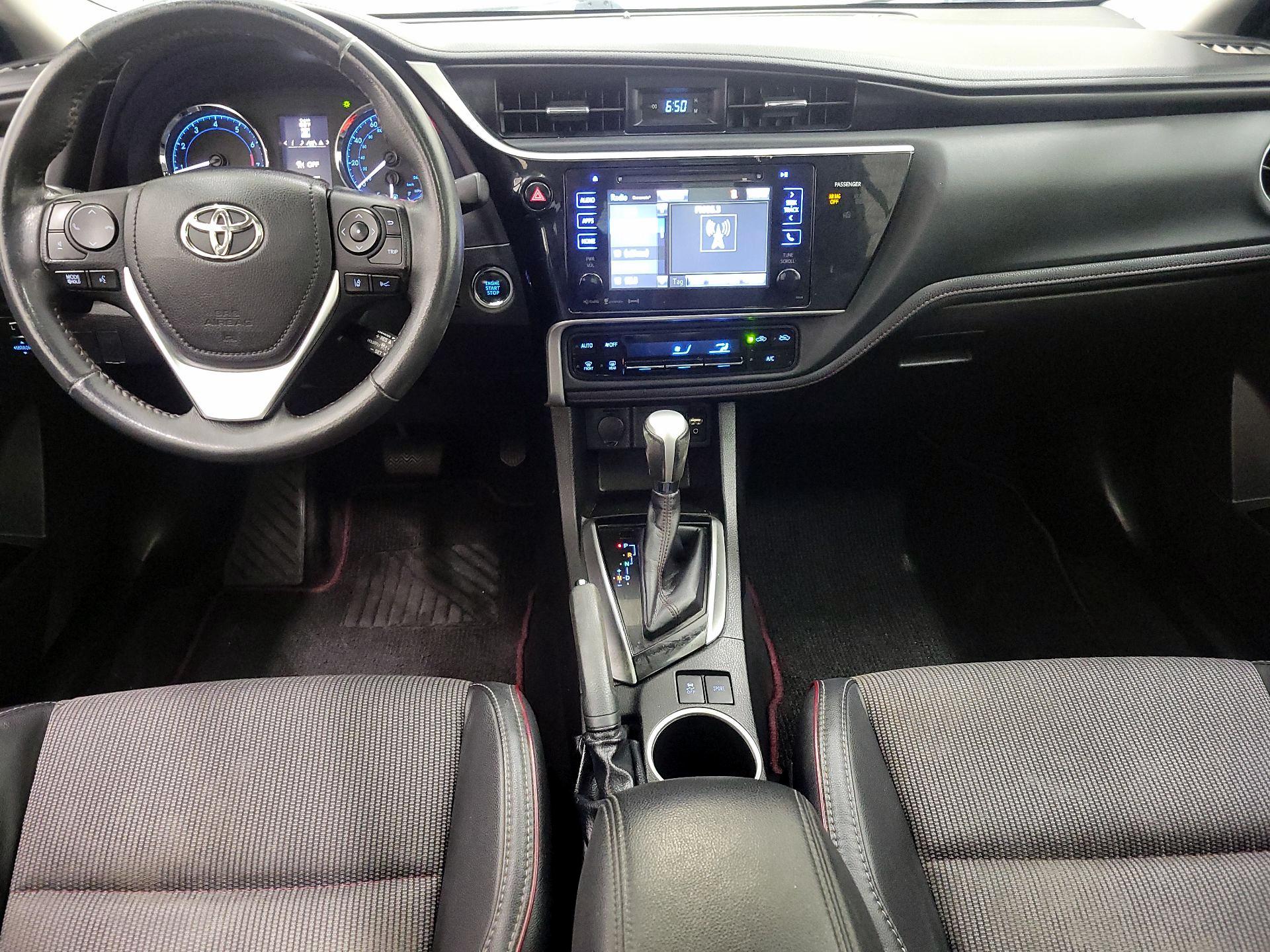 Thumbnail: 2017 Toyota Corolla - 9