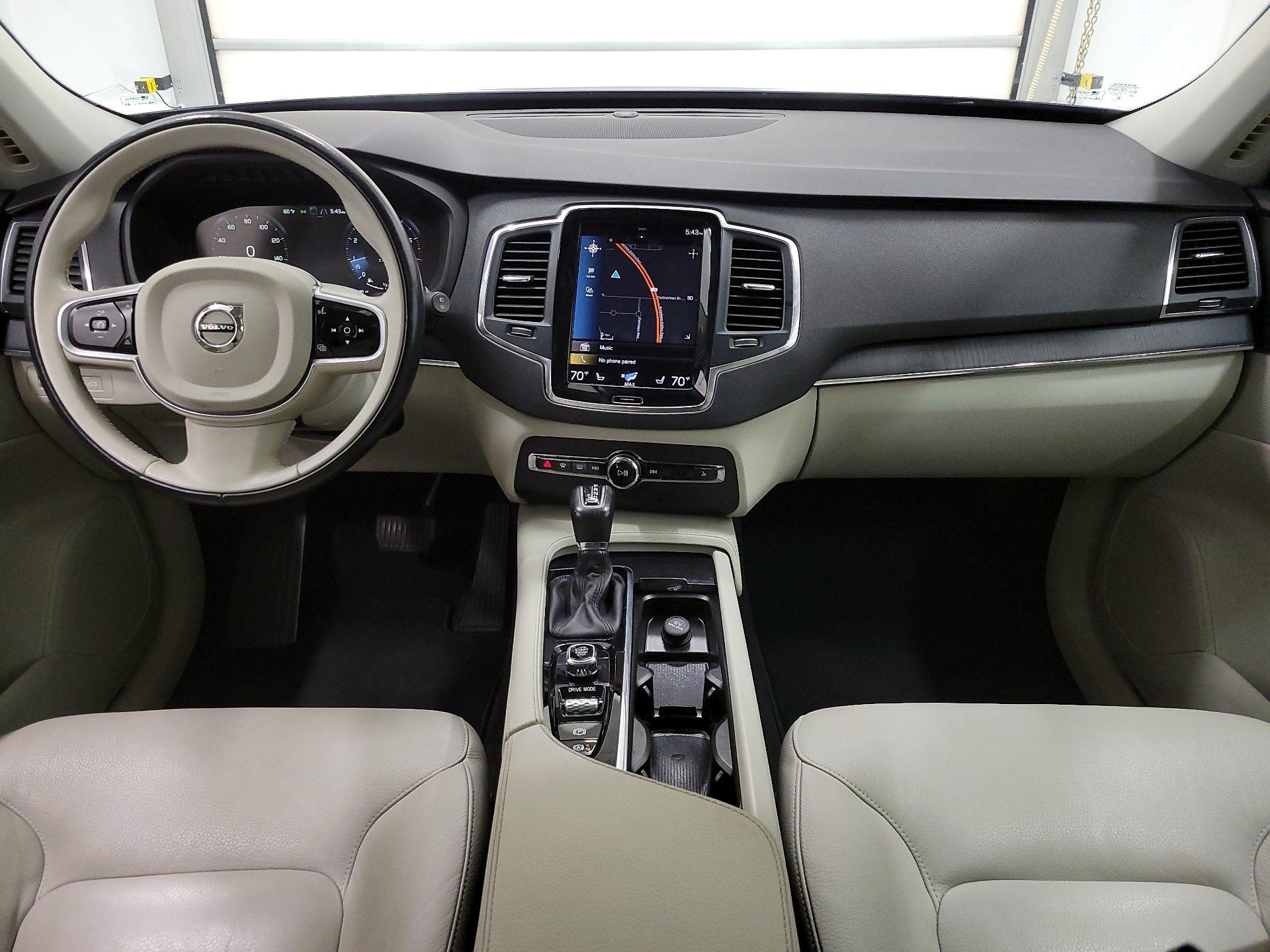 Thumbnail: 2020 Volvo XC90 - 9