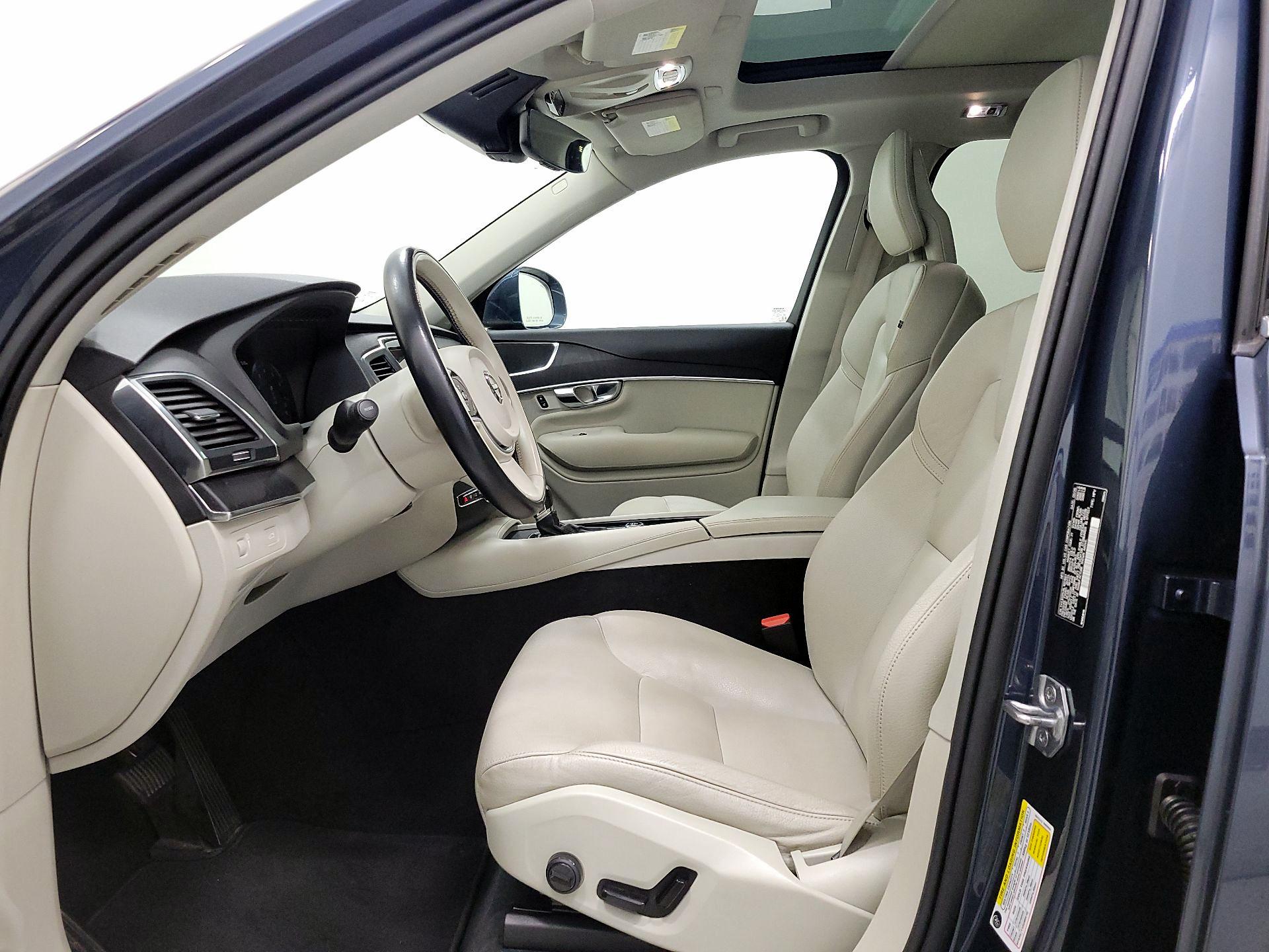 Thumbnail: 2020 Volvo XC90 - 11