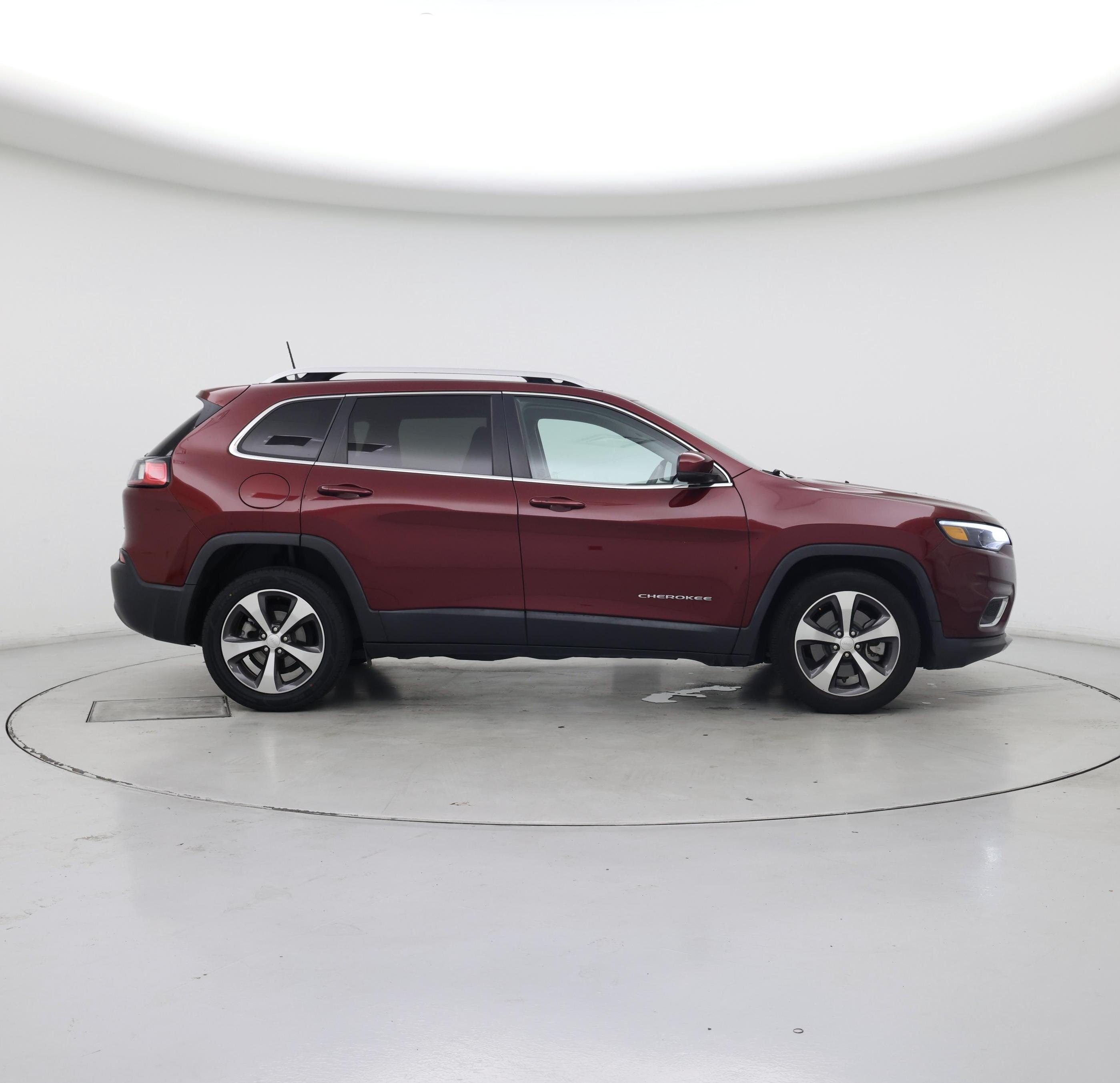 Thumbnail: 2019 Jeep Cherokee - 7