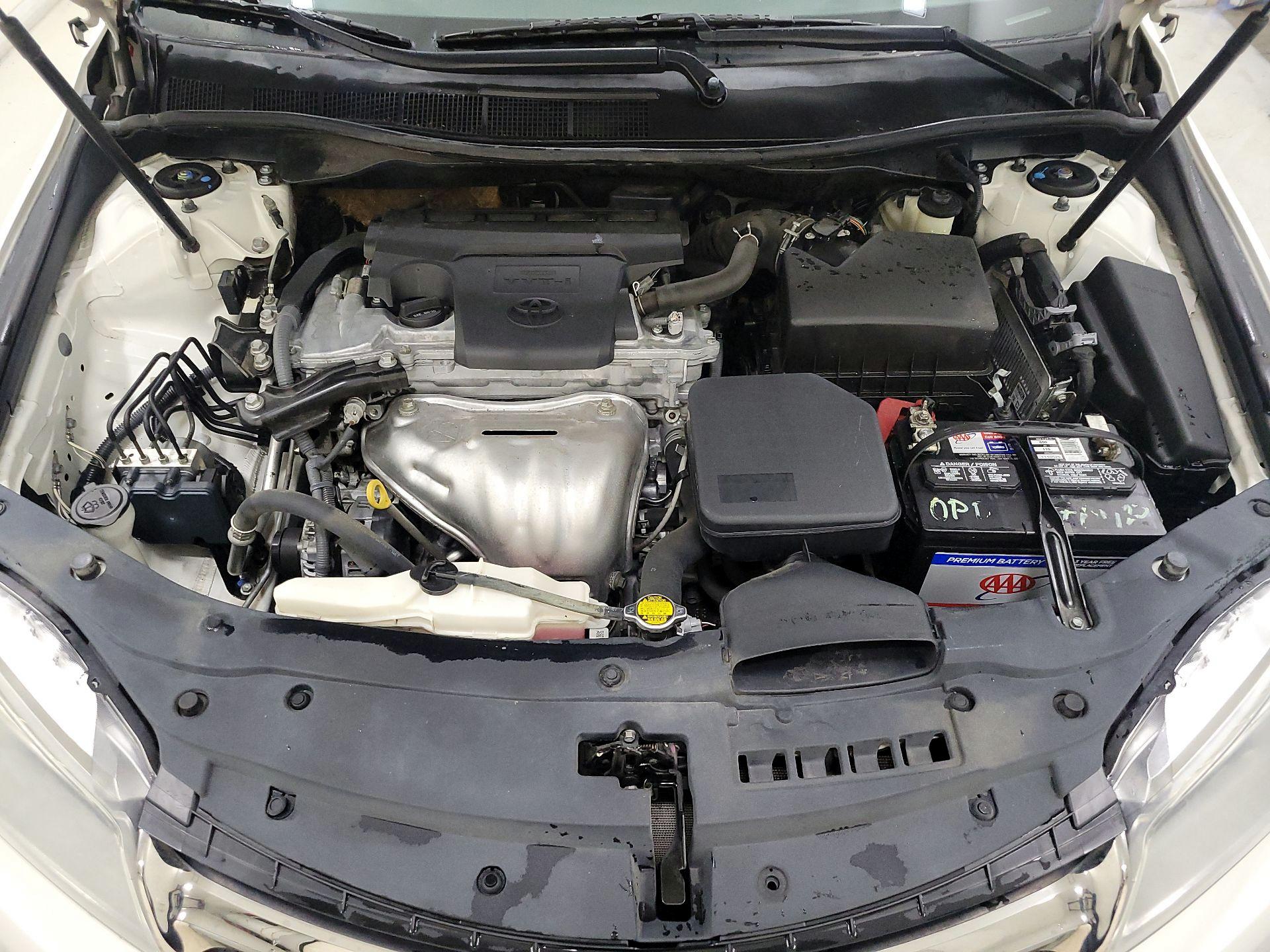 Thumbnail: 2015 Toyota Camry - 19