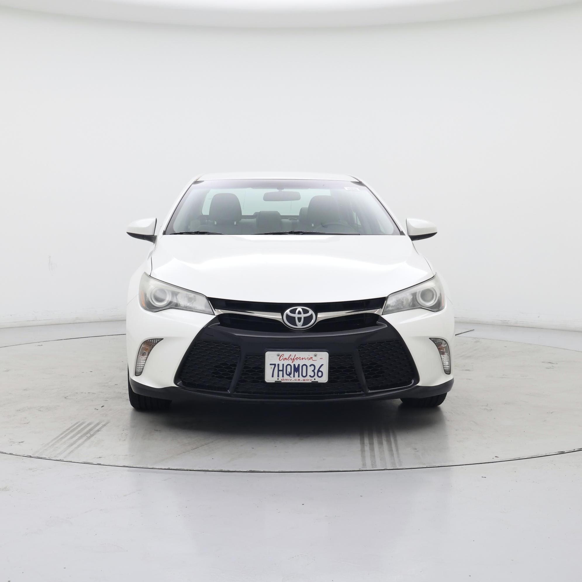 Thumbnail: 2015 Toyota Camry - 5