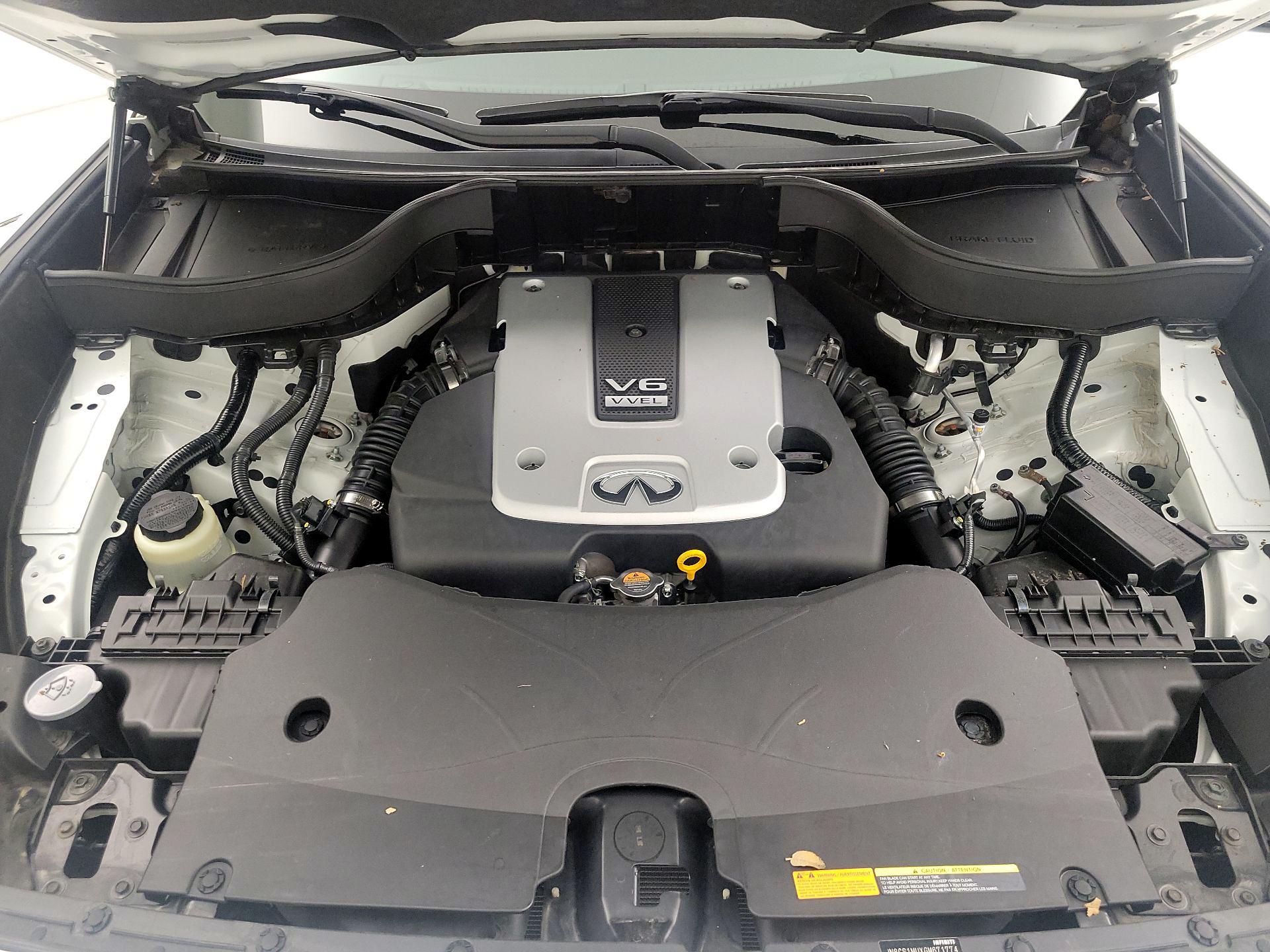 Thumbnail: 2016 INFINITI QX70 - 19