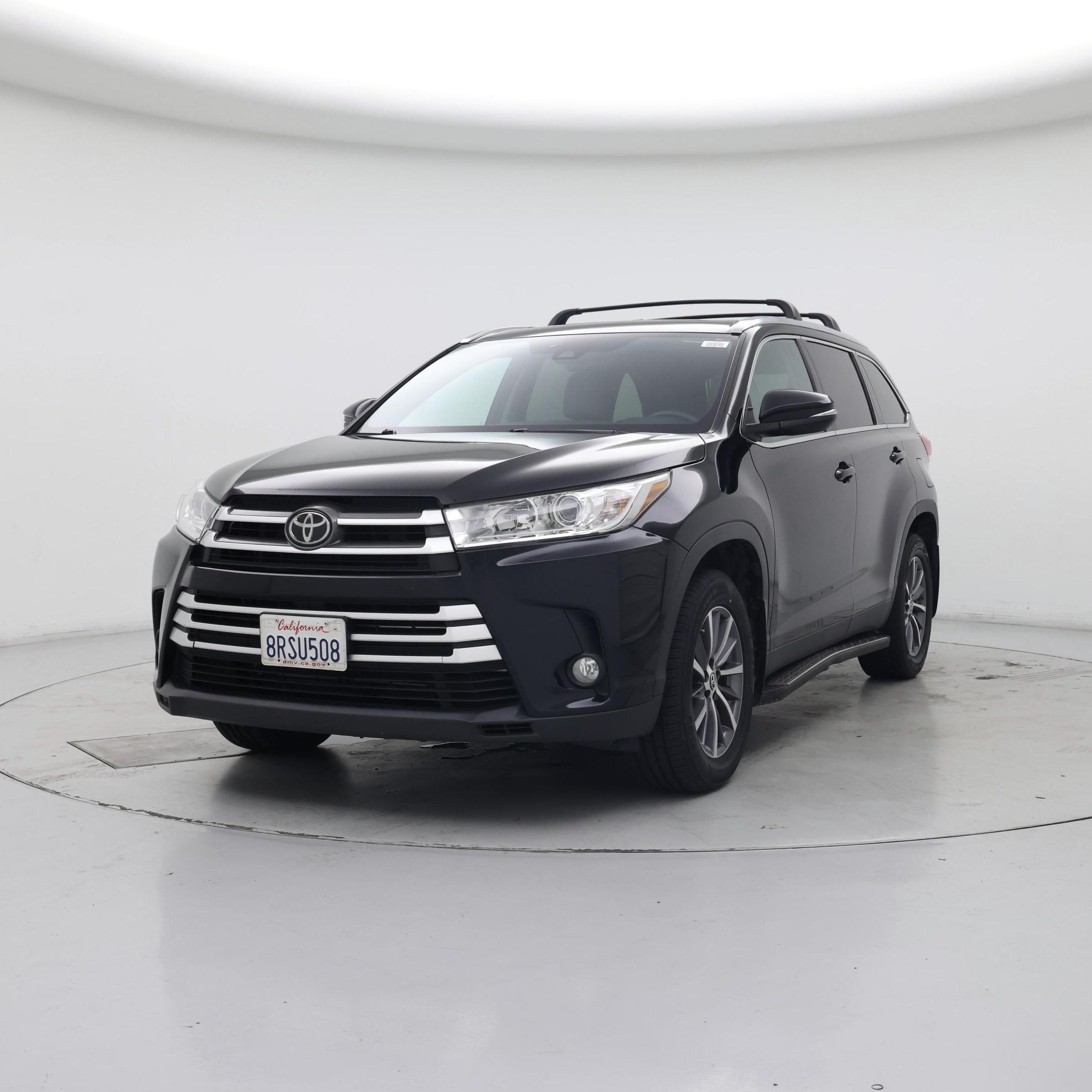 Thumbnail: 2019 Toyota Highlander - 4
