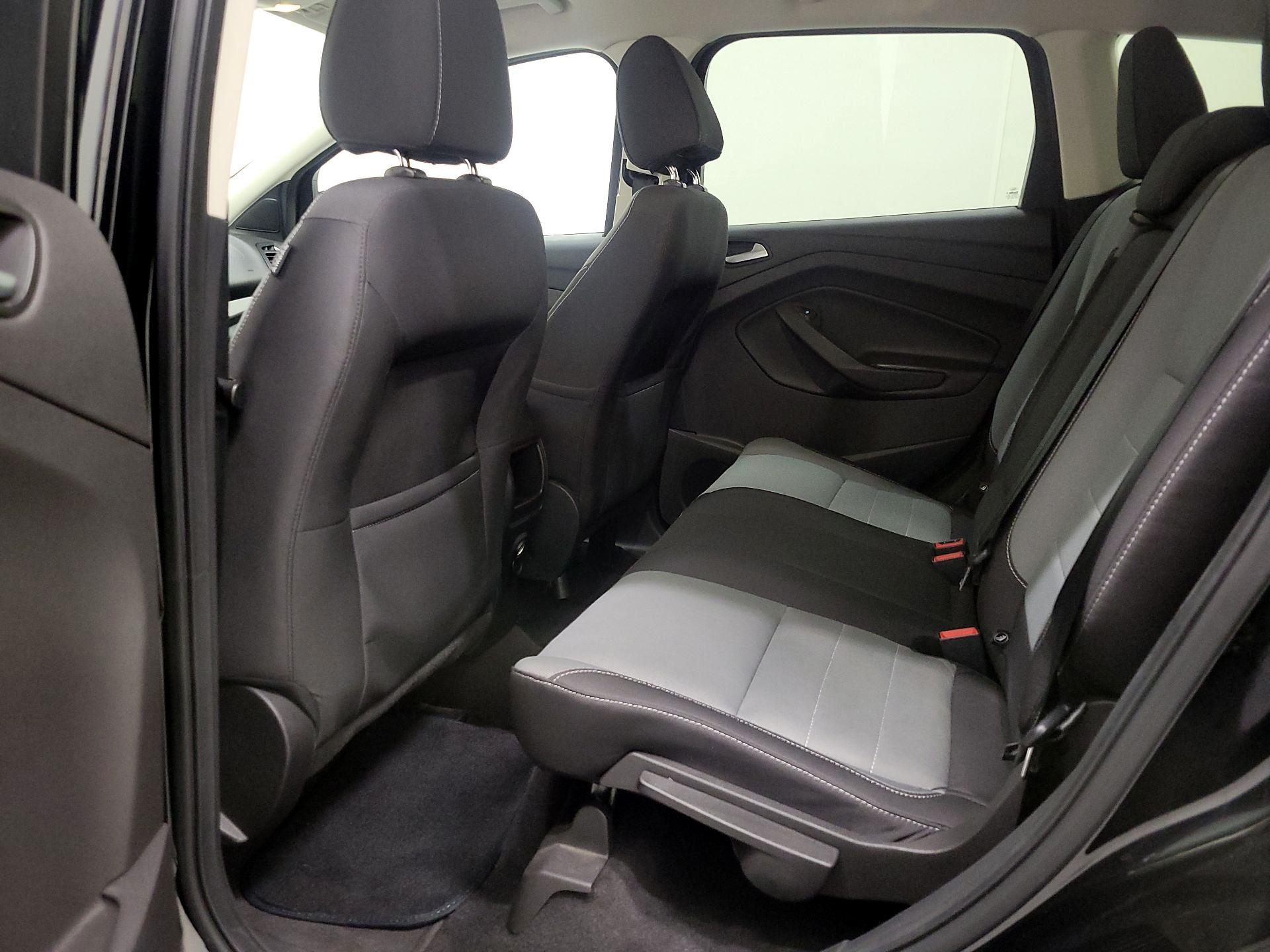 Thumbnail: 2016 Ford Escape - 19