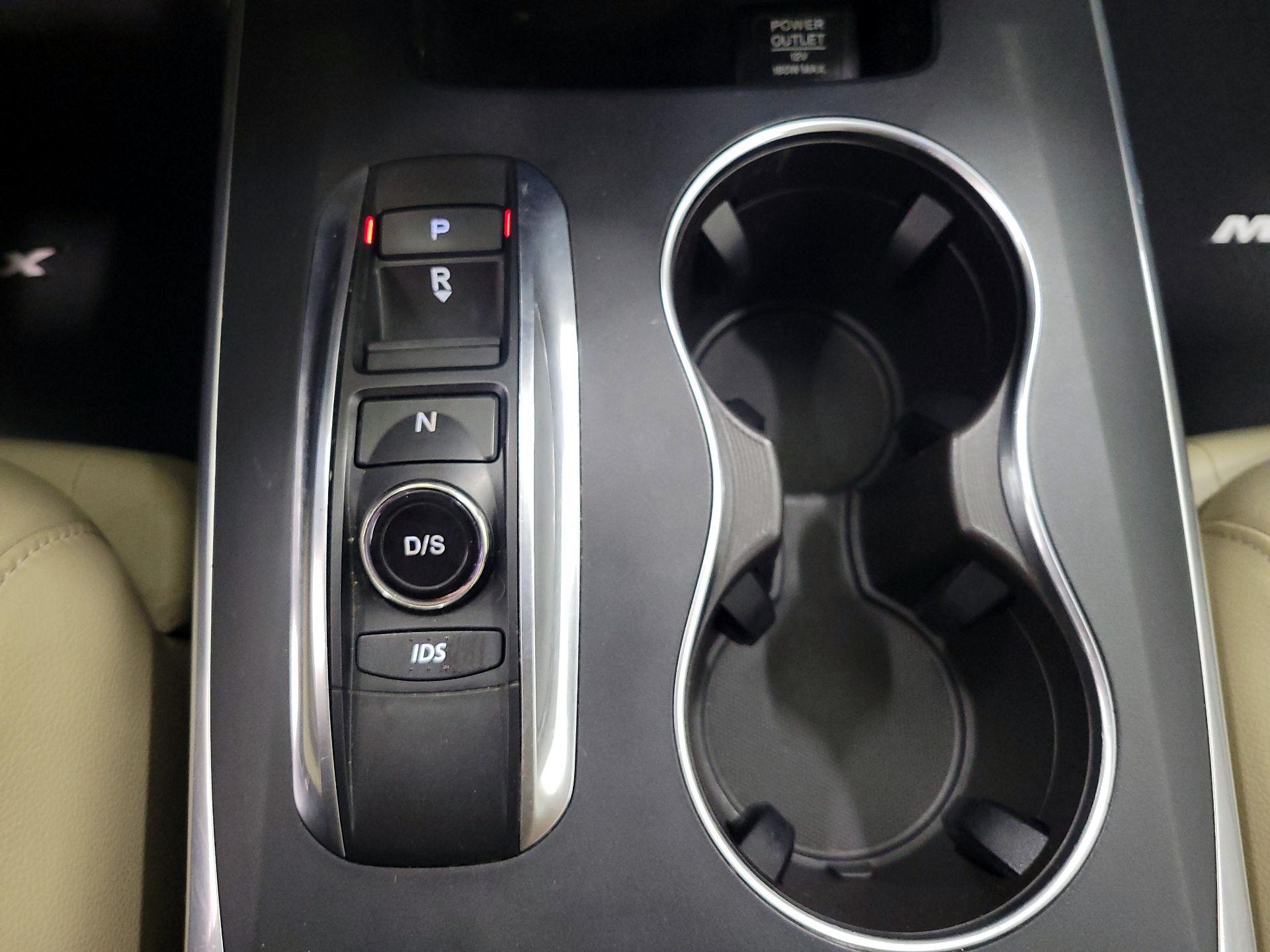Thumbnail: 2016 Acura MDX - 16