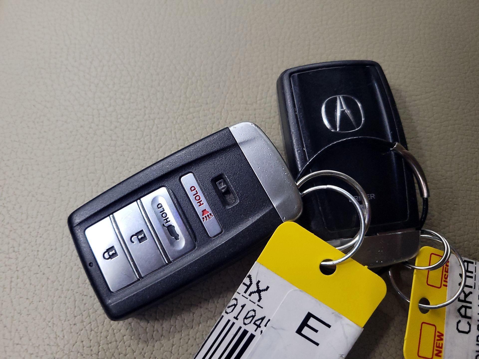 Thumbnail: 2016 Acura MDX - 20