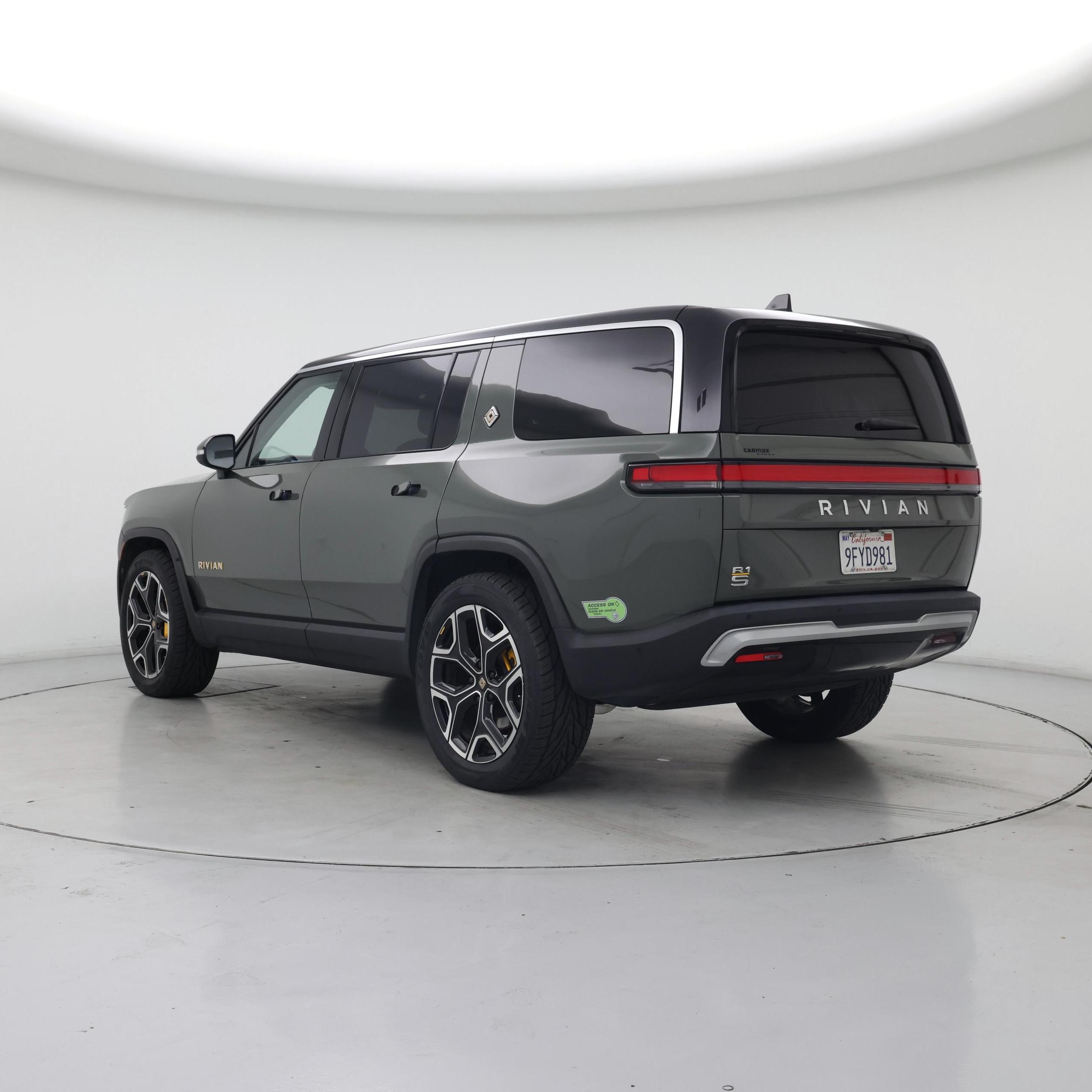 Thumbnail: 2023 Rivian R1S - 2