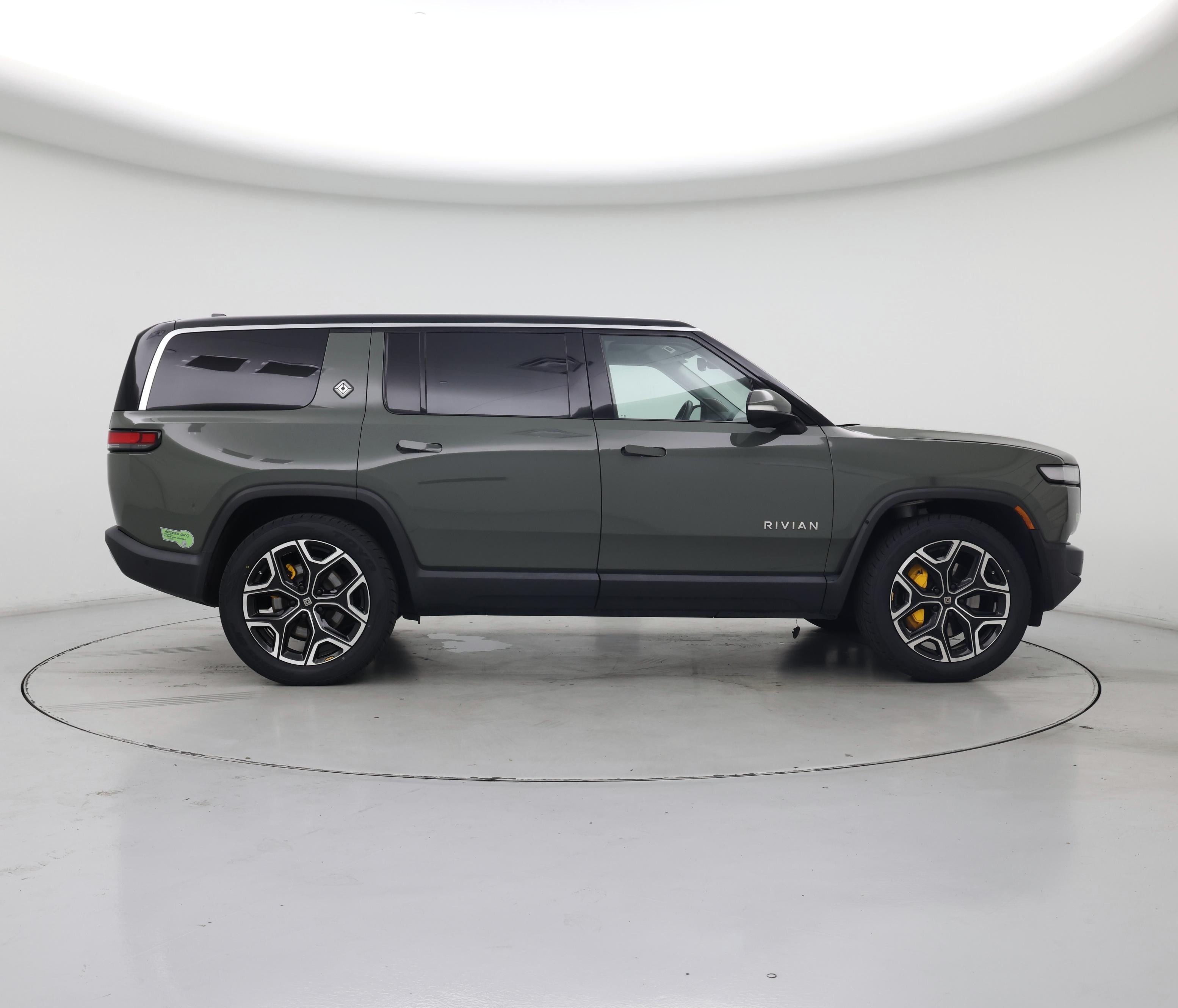 Thumbnail: 2023 Rivian R1S - 7