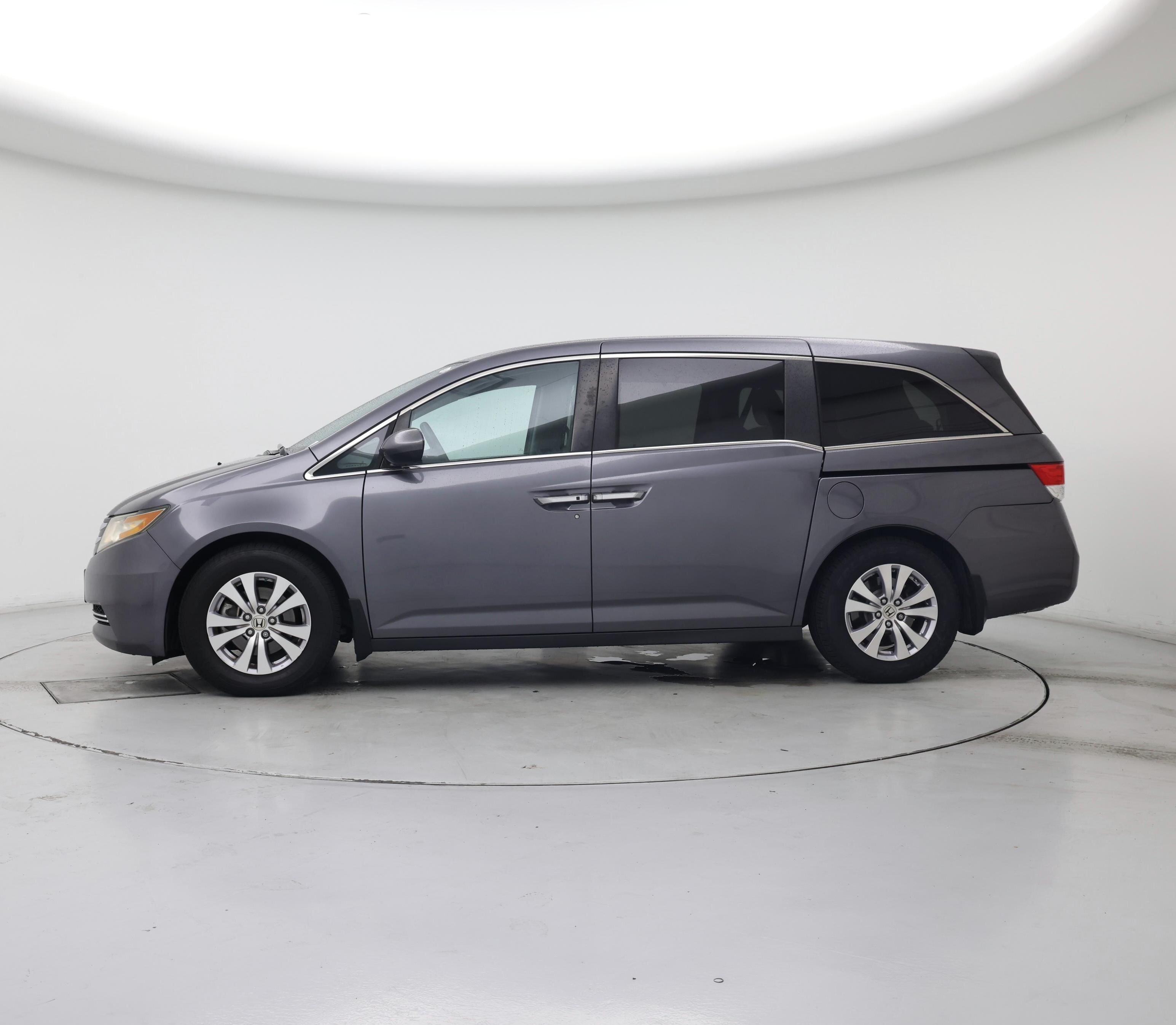 Thumbnail: 2016 Honda Odyssey - 3