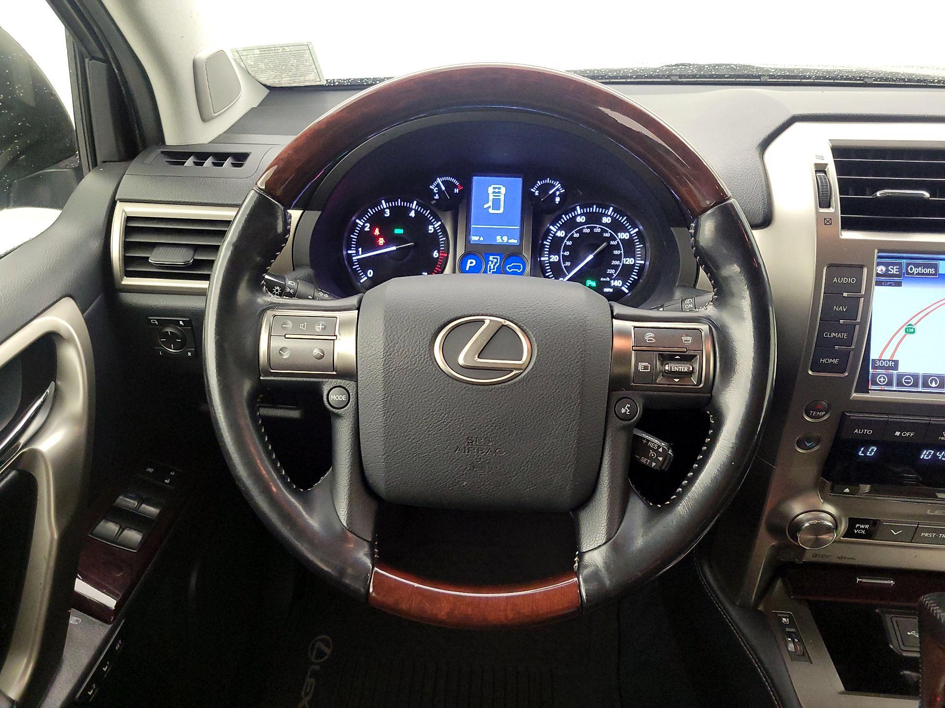 Thumbnail: 2018 Lexus GX - 10