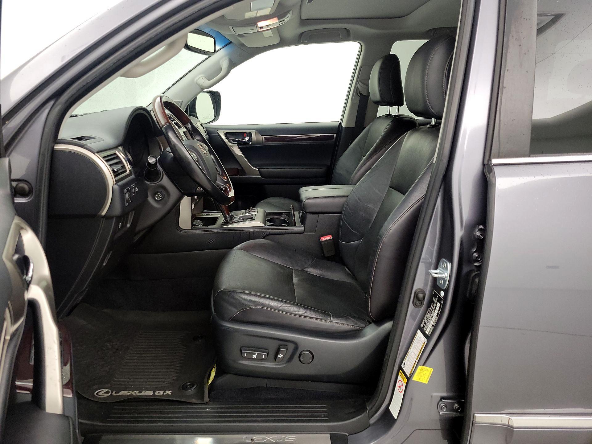 Thumbnail: 2018 Lexus GX - 11