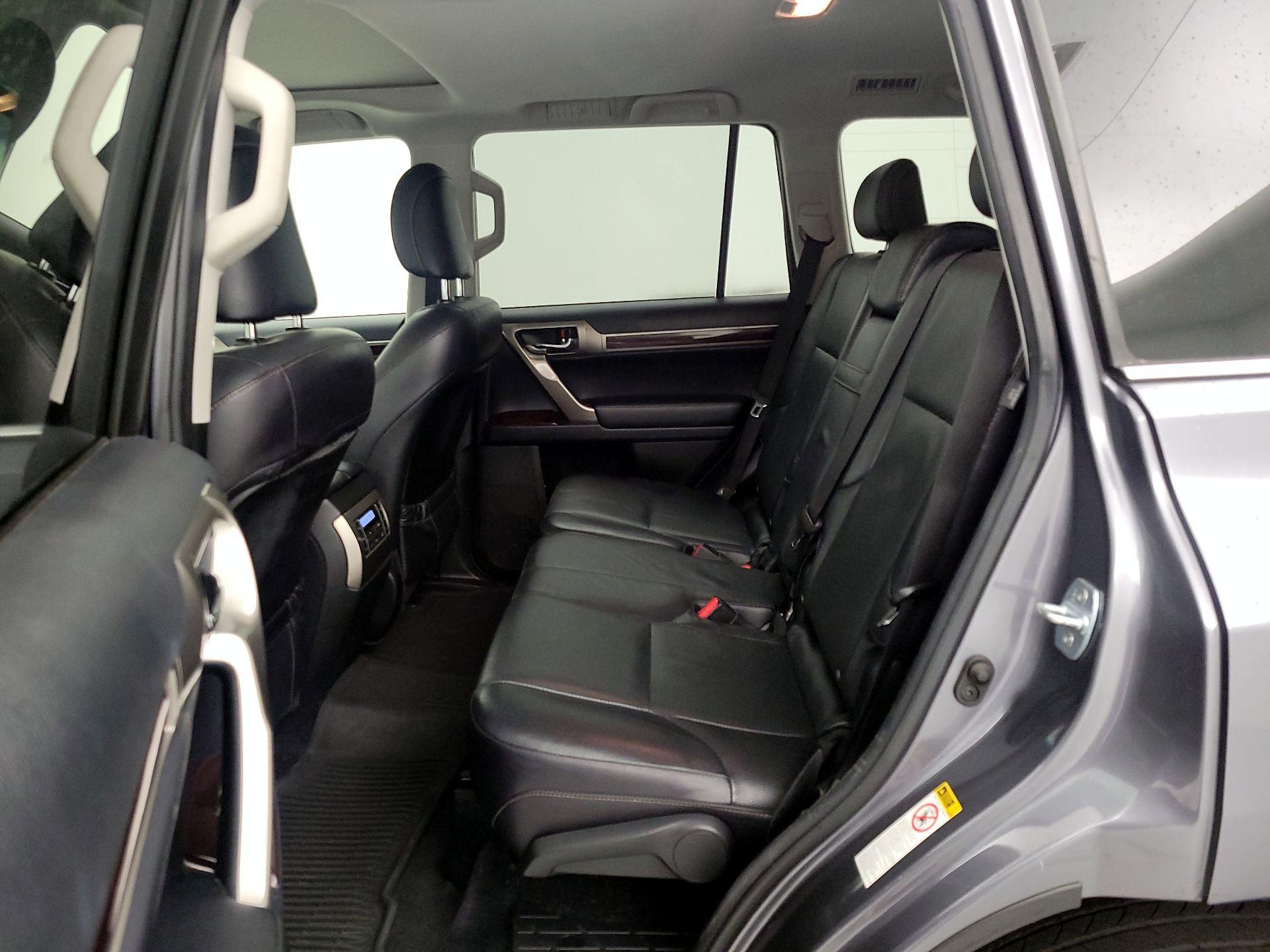 Thumbnail: 2018 Lexus GX - 19