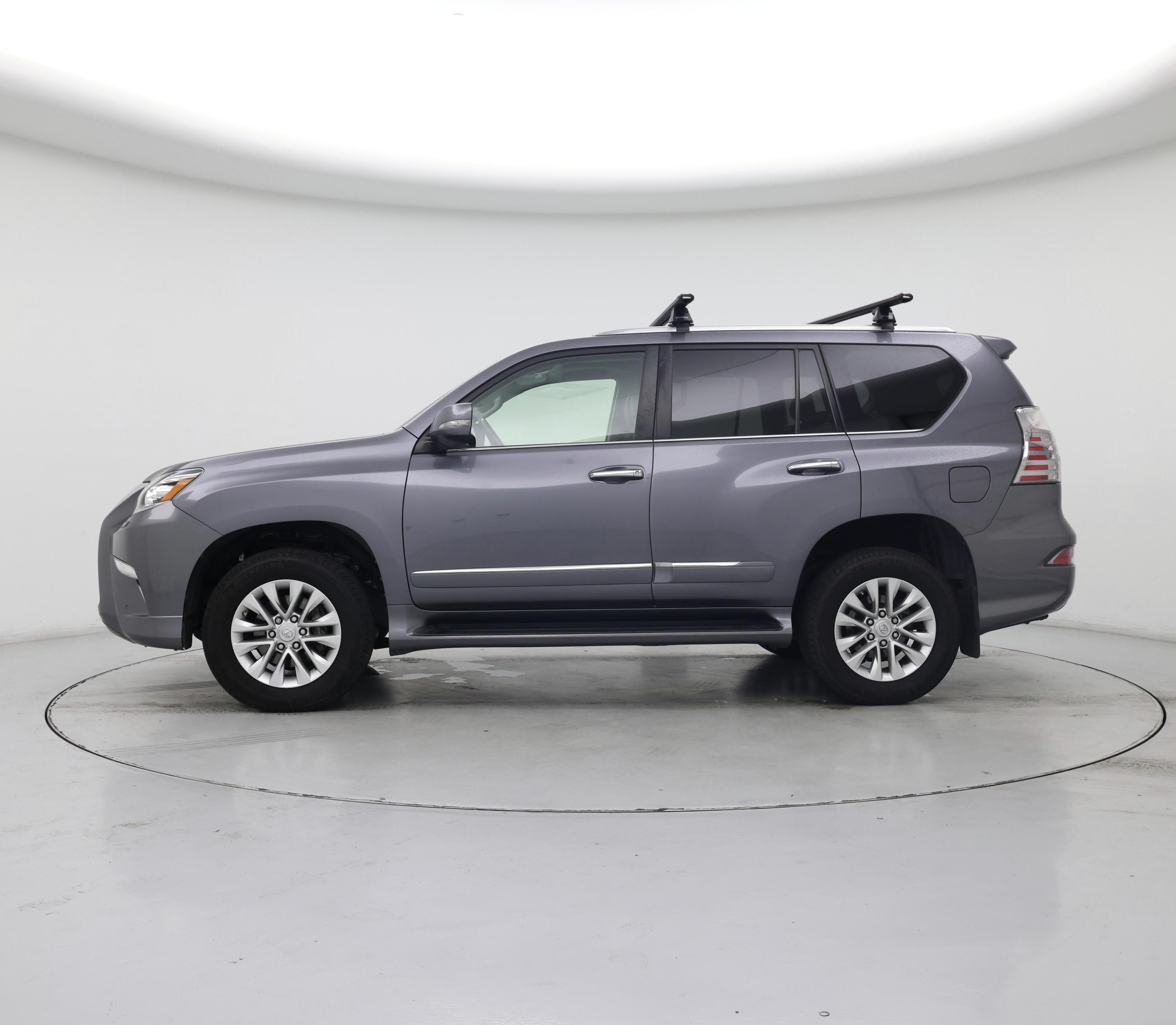 Thumbnail: 2018 Lexus GX - 3