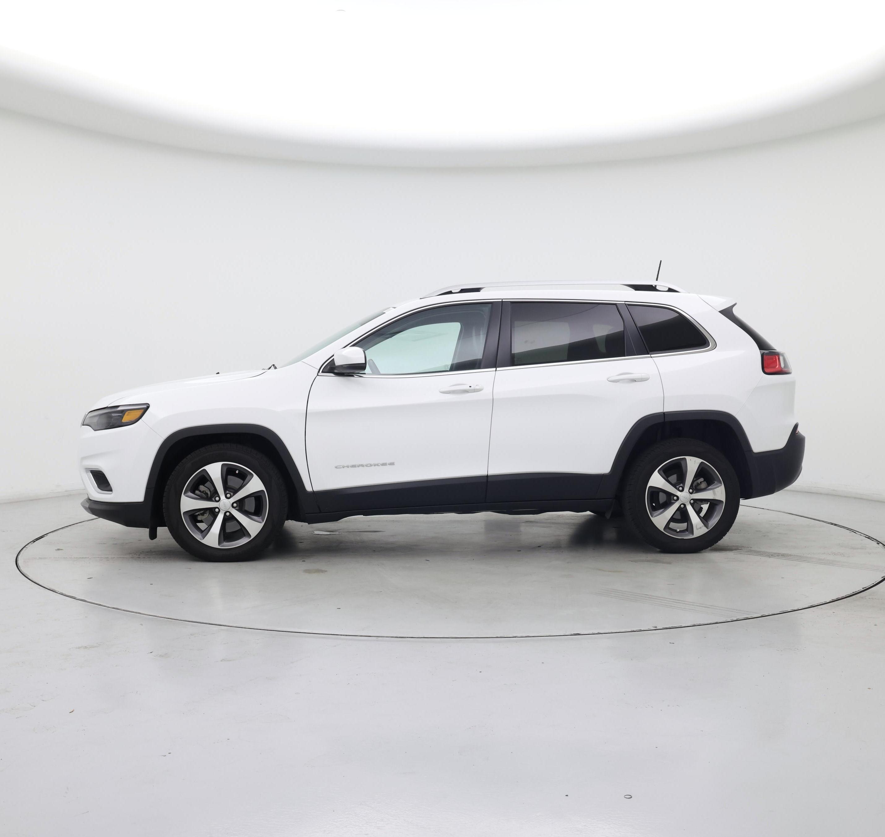 Thumbnail: 2020 Jeep Cherokee - 3
