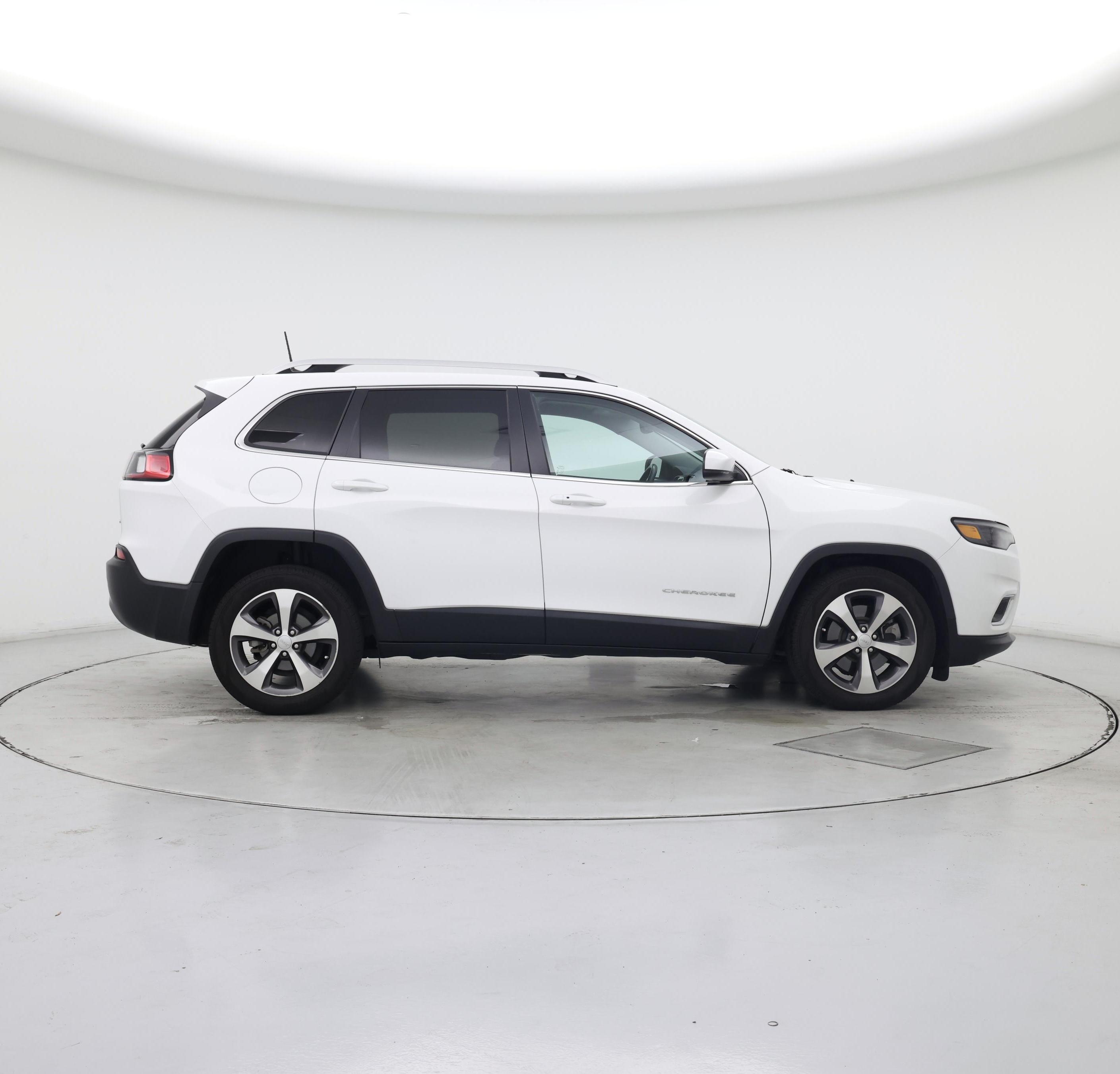Thumbnail: 2020 Jeep Cherokee - 7