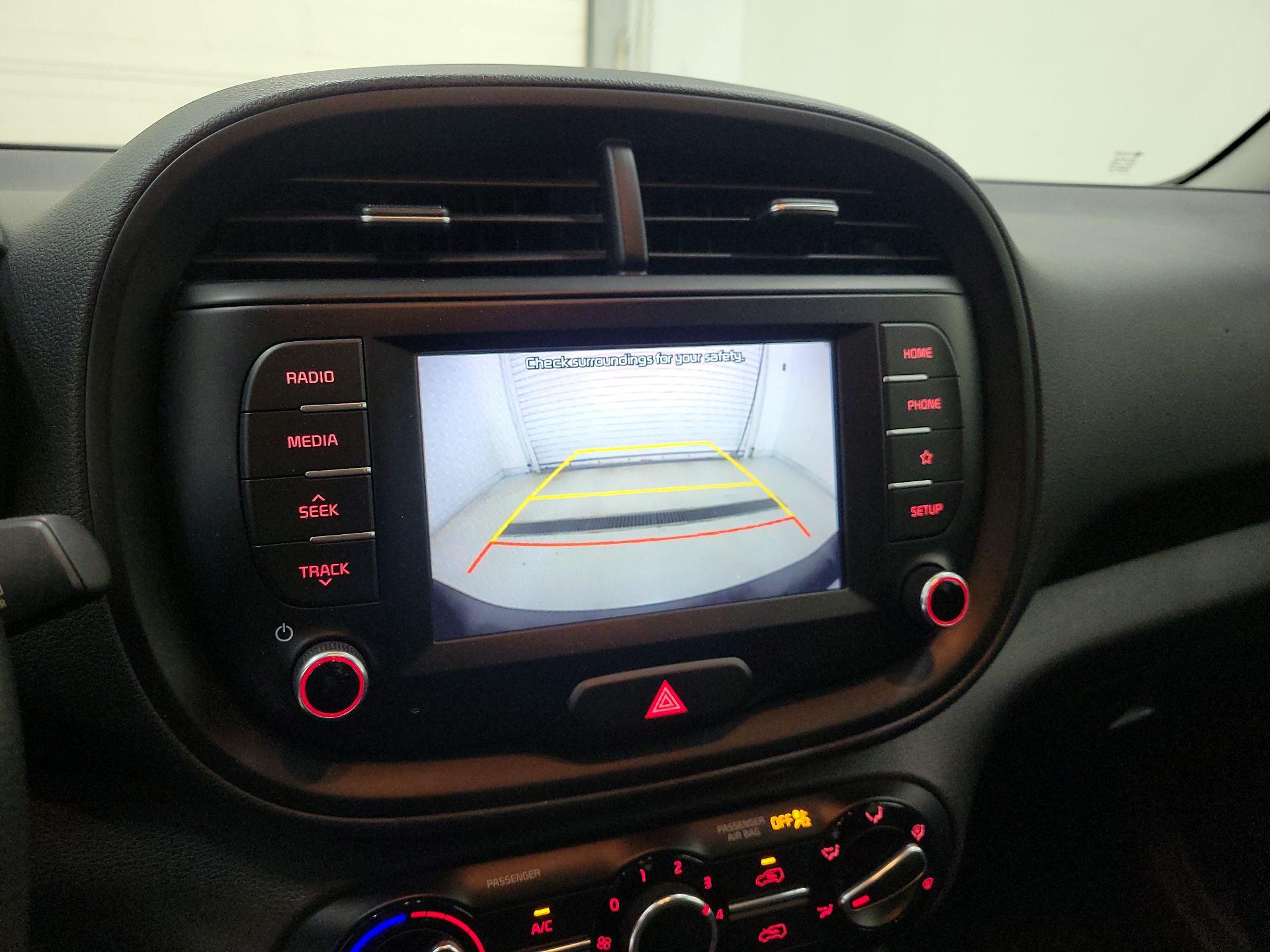 Thumbnail: 2020 Kia Soul - 14